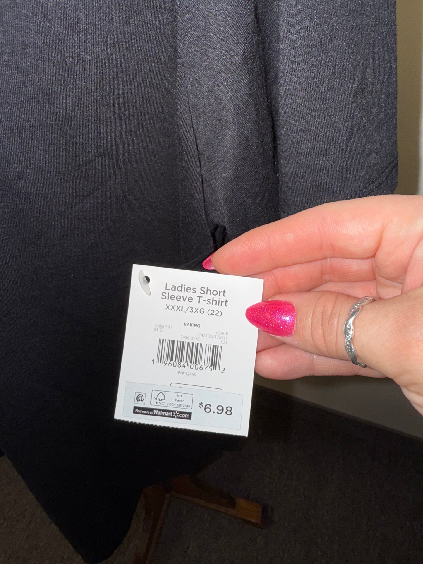 NWT Holiday Time (XXXL) Brand New Black Lightweight Christmas T-Shirt Apparel