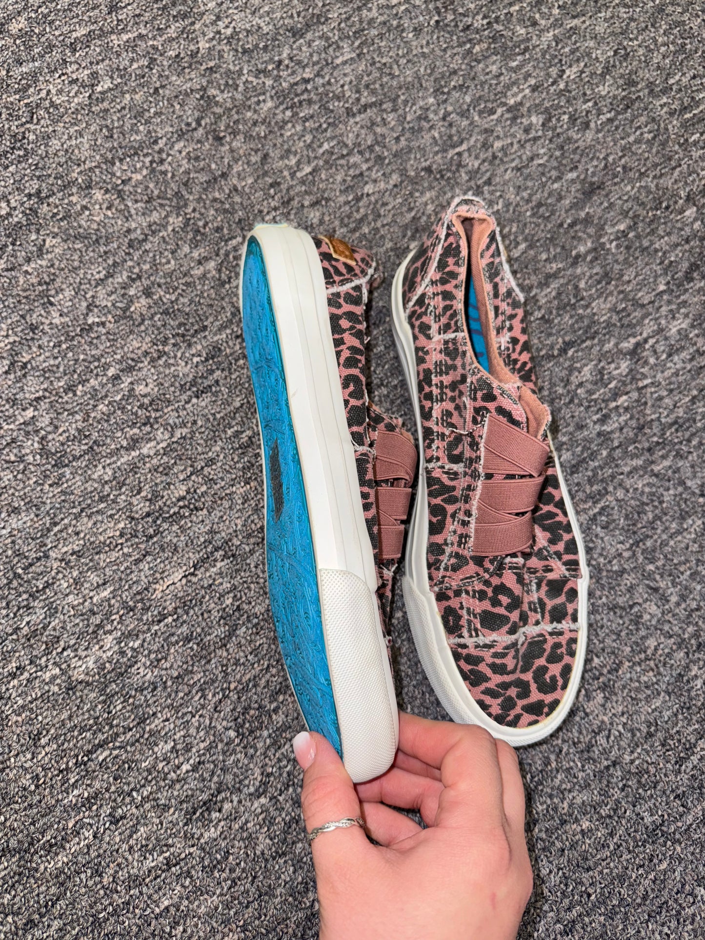 Blowfish (7.5) Pink/Black Cheetah Print Slip On Sneakers with Elastic Straps