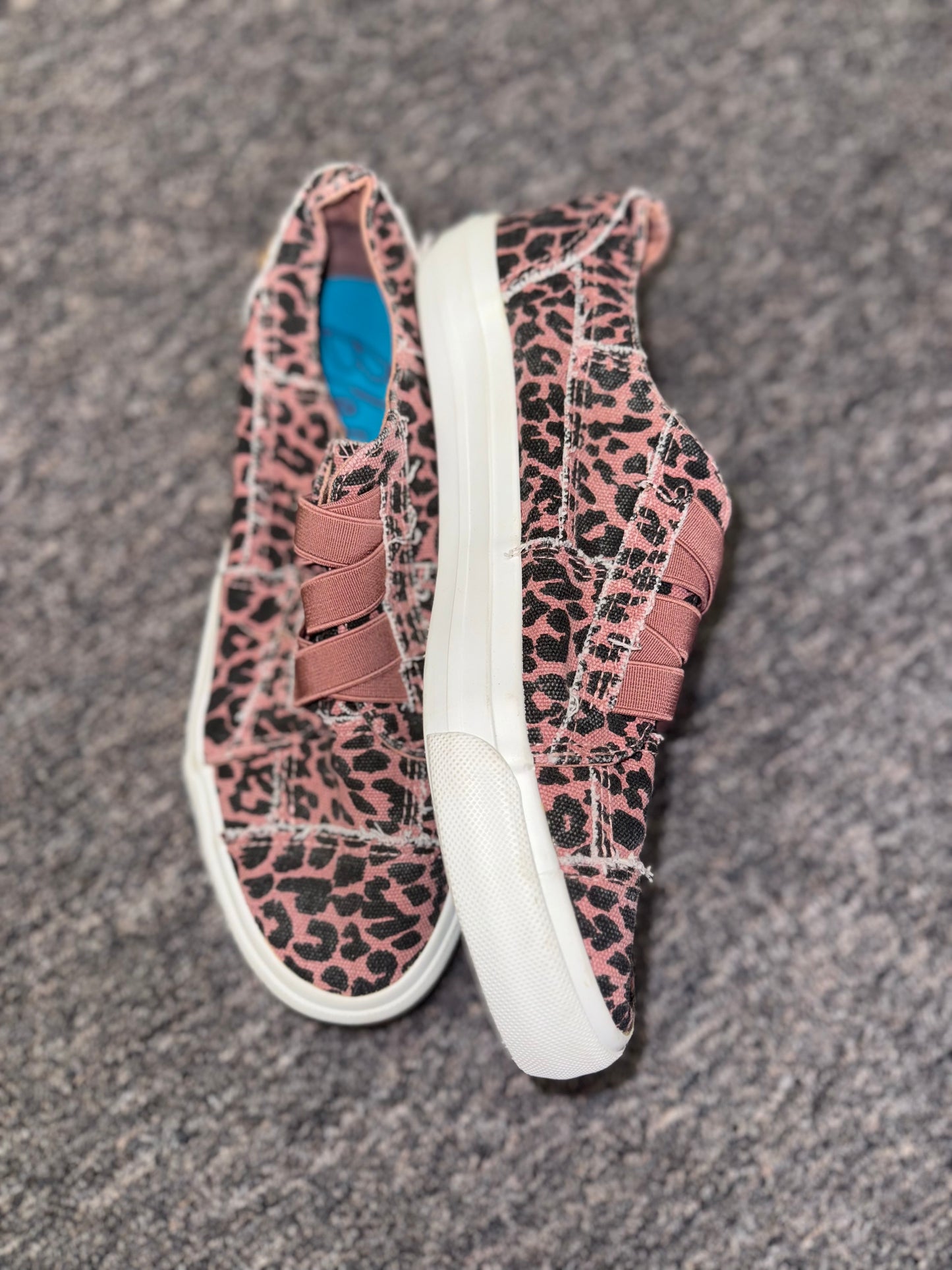 Blowfish (7.5) Pink/Black Cheetah Print Slip On Sneakers with Elastic Straps