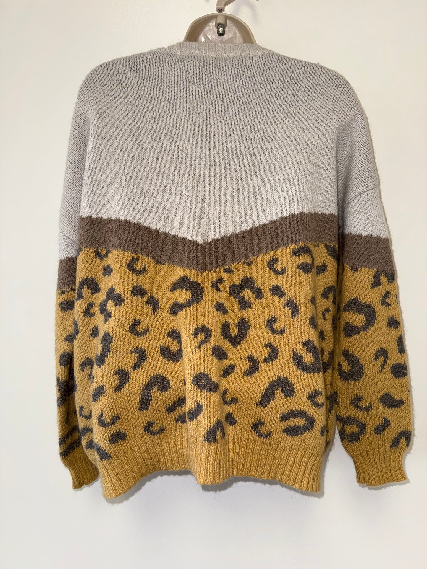Easel (Medium) Neutral Colorblock Cheetah Print Soft Knit Sweater