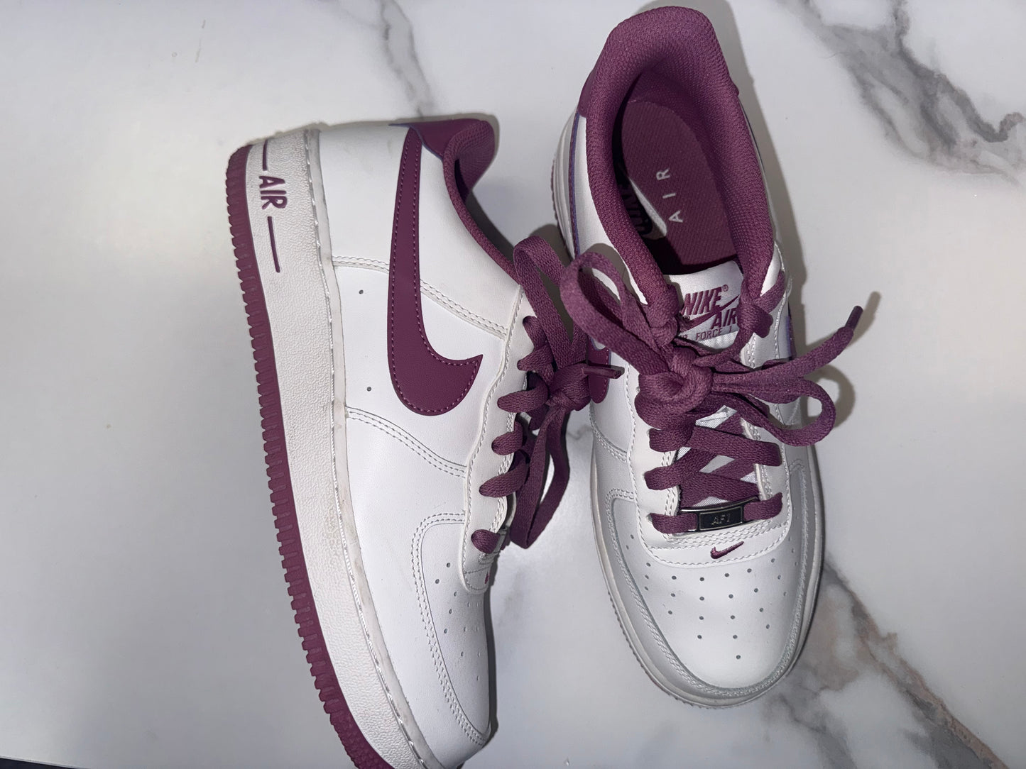 Nike (7Y) White and Purple Air Force 1 Low Sneakers