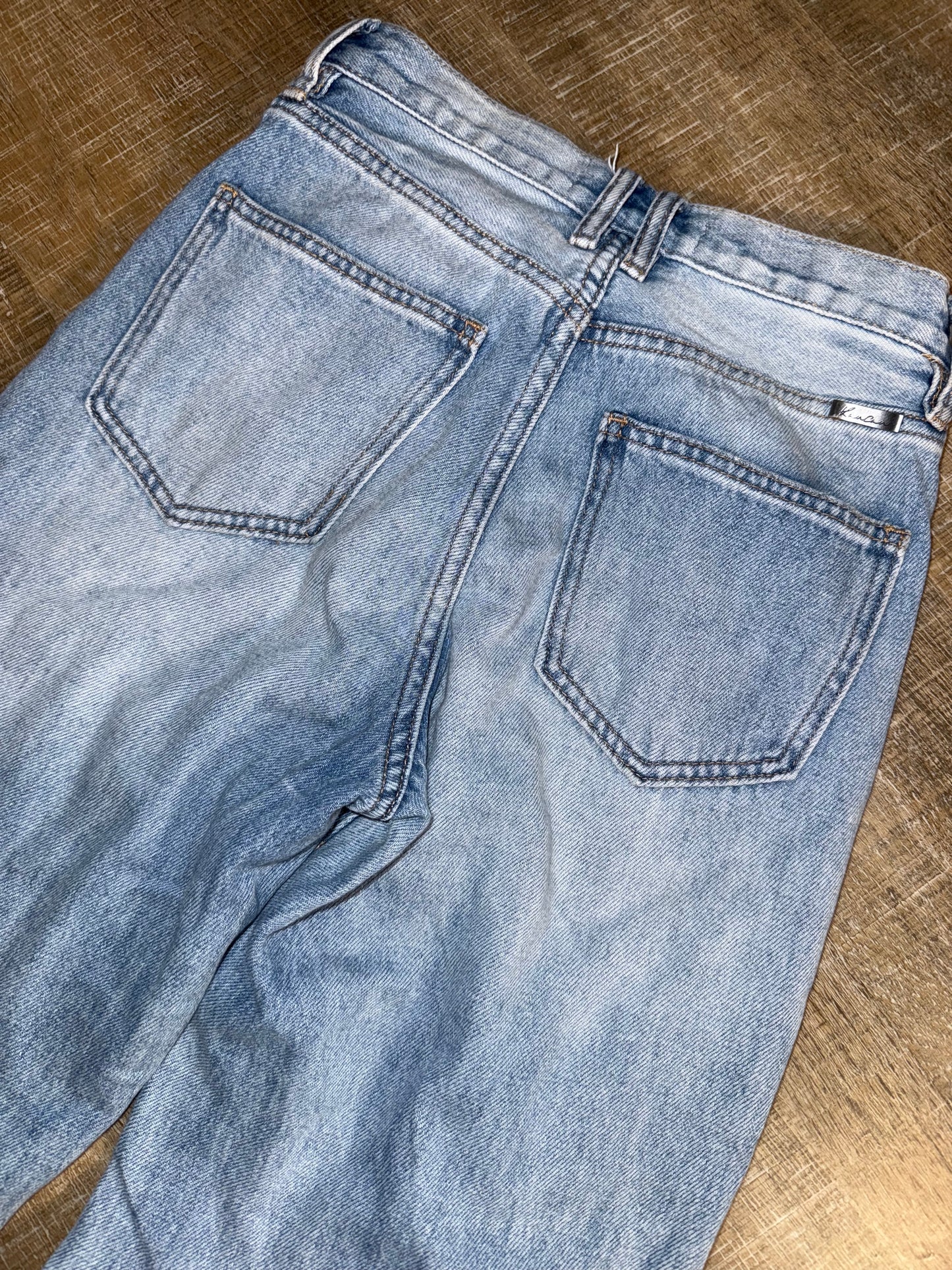 Kancan (0/23) Distressed Denim Jeans