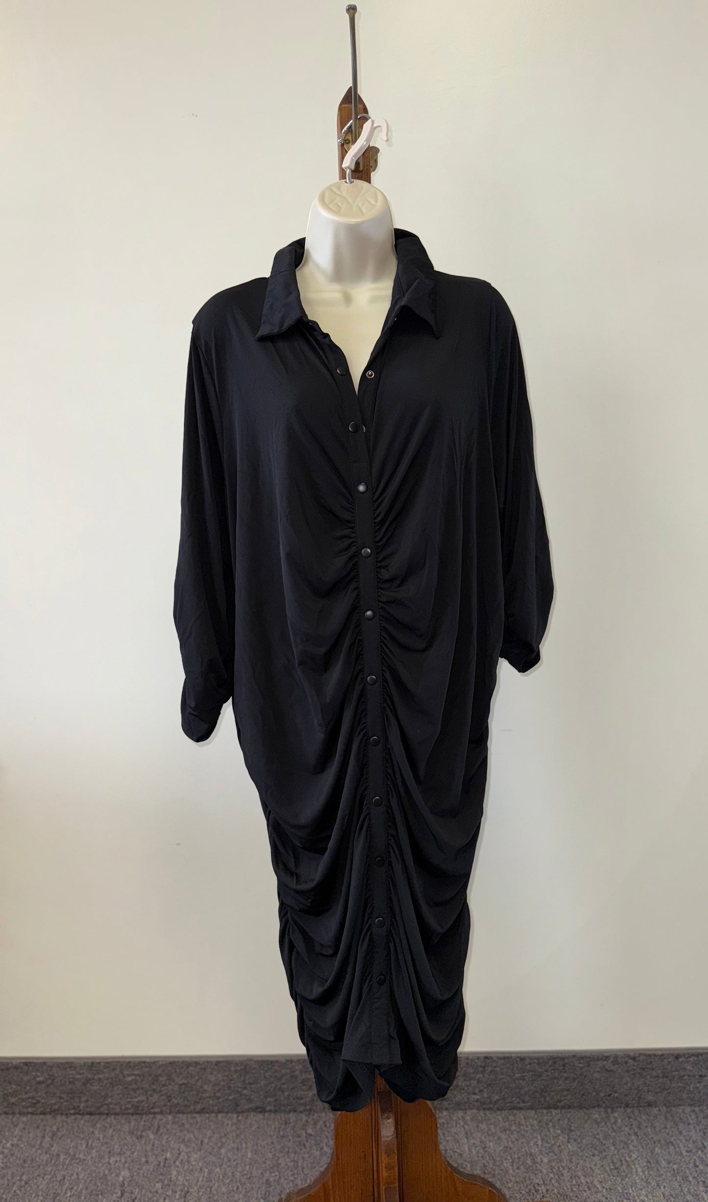 Torrid (3) Black Collared Button Up Scrunched Dress