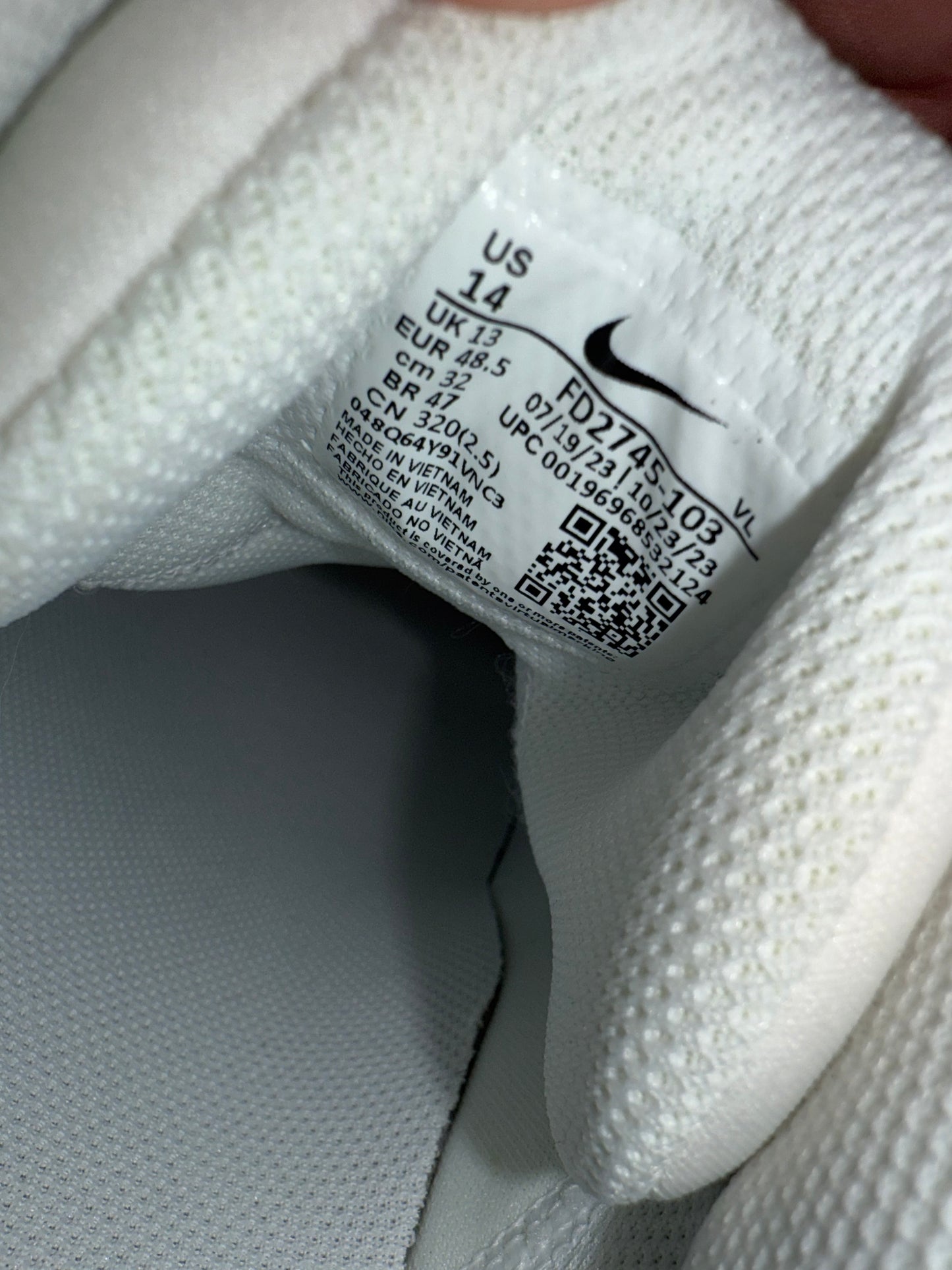 Nike (14) Brand New Blue//White Nike React Baseball Cleats