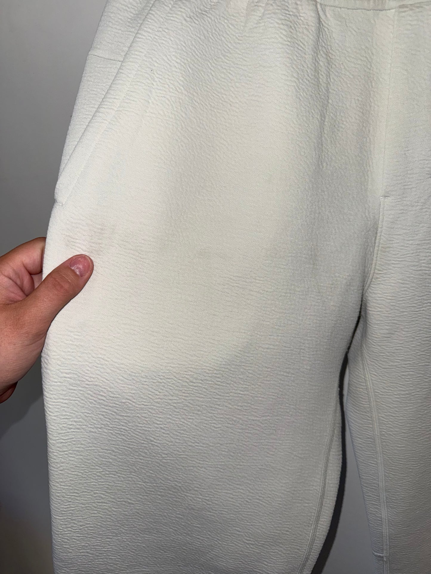 NWT Lululemon (Small) Brand New Cream Textured Spacer Classic-Tapered Joggers
