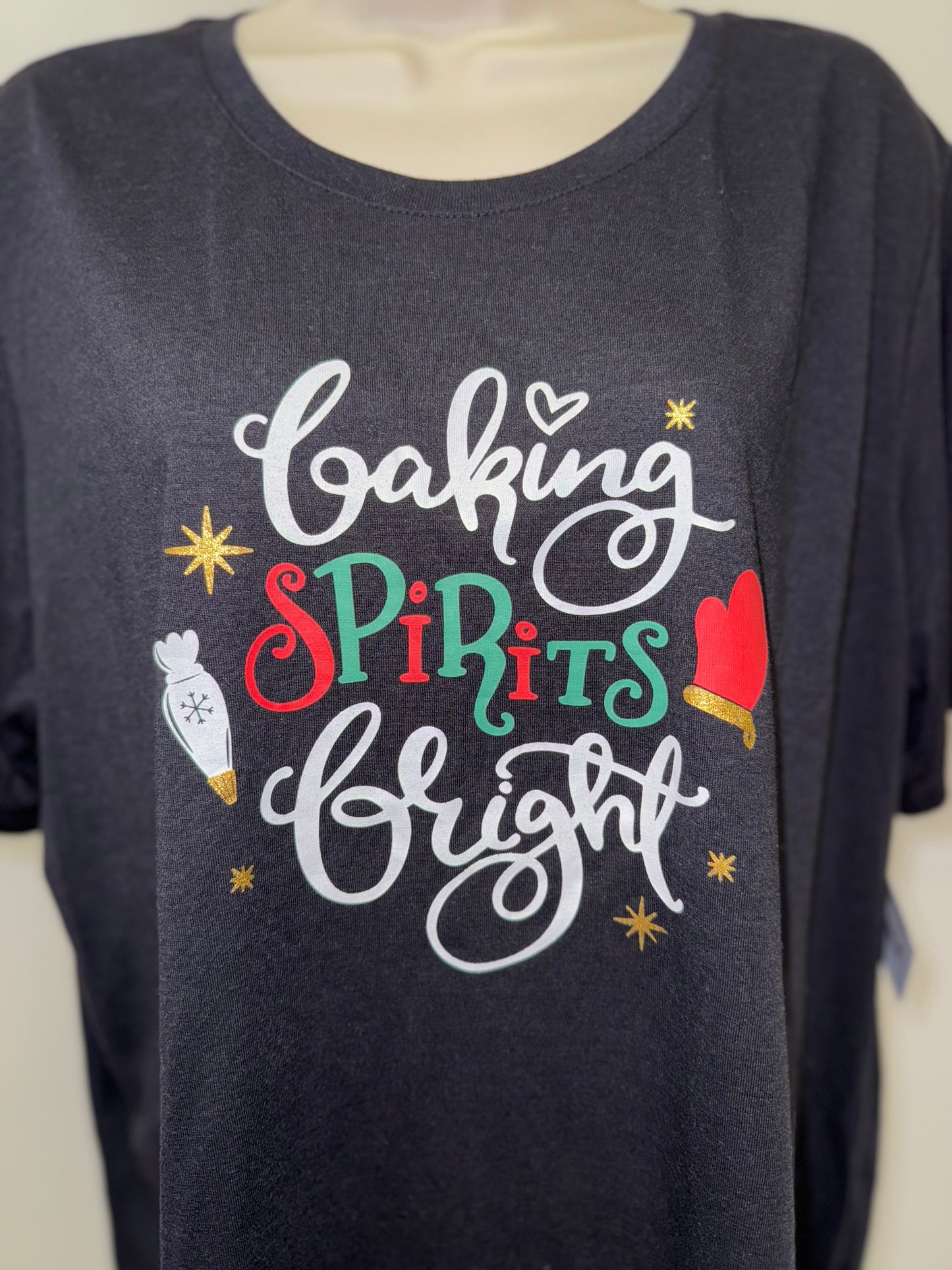 NWT Holiday Time (XXXL) Brand New Black Lightweight Christmas T-Shirt Apparel