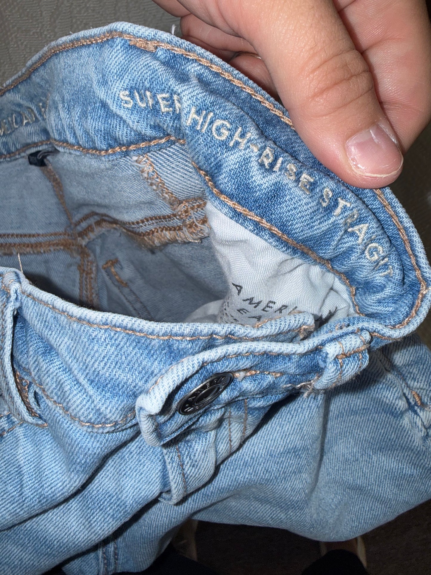 American Eagle (00 Long) Super High Rise Straight Leg Denim Jeans with Stretch