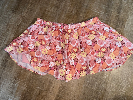 Altar'd State (Large) Neutral Floral Stretchy Flowy Shorts