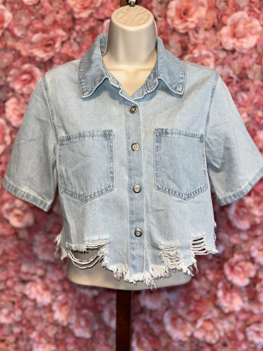 NWT No Boundaries (Small) Brand New Cropped Distressed Denim Button Up