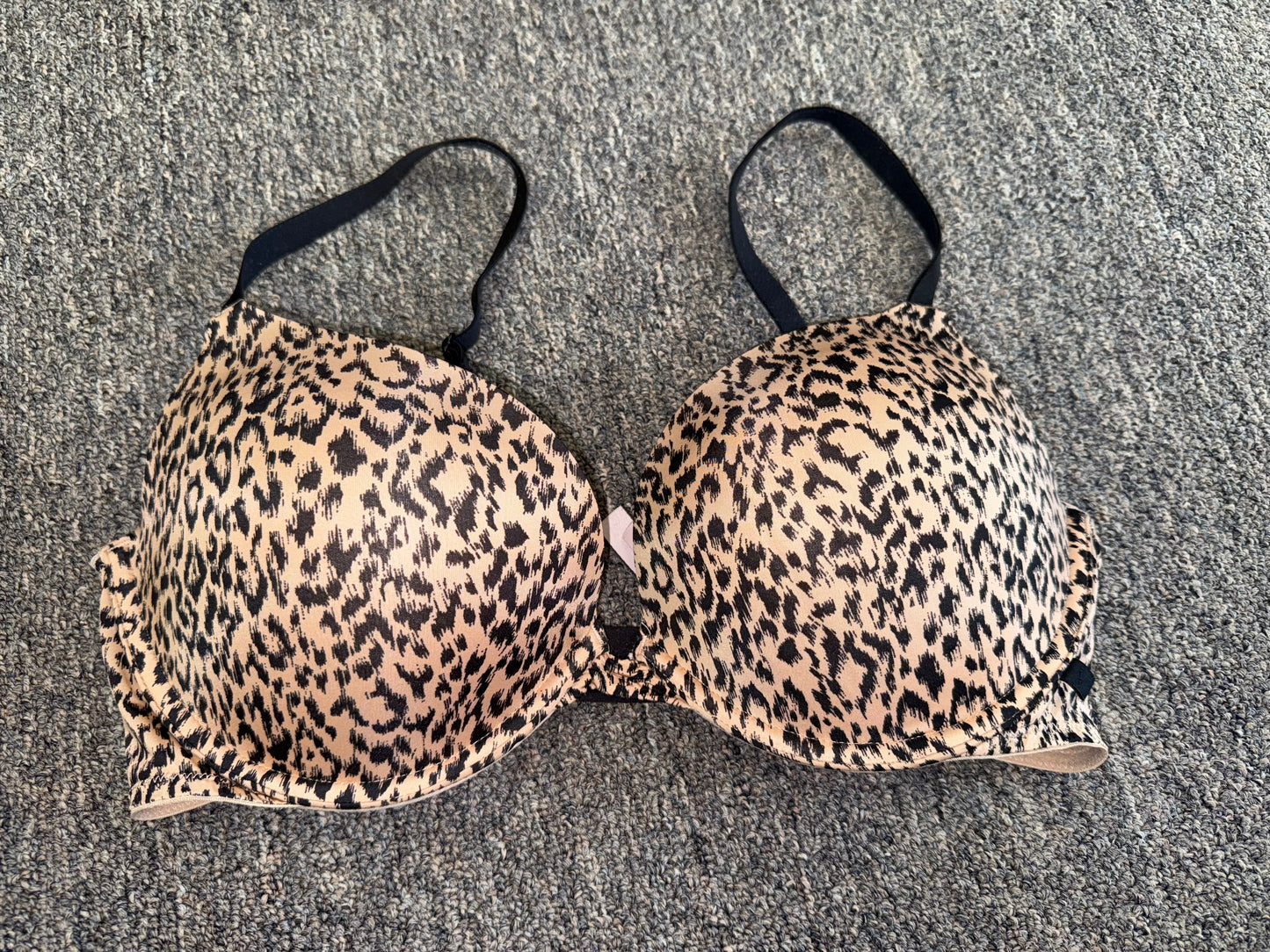 Victoria's Secret (36D) Black and Tan Cheetah Print Push Up Bra