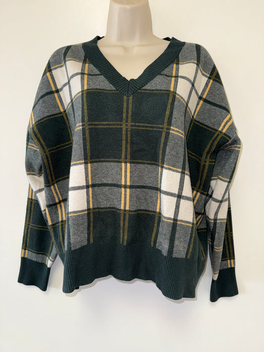 Tahari (XL) Green Plaid V-Neck Sweater