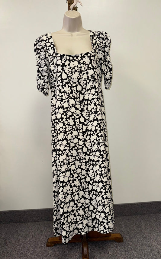 The Nines by Hatch (Small) Black//Cream Floral Maternity Maxi Dress