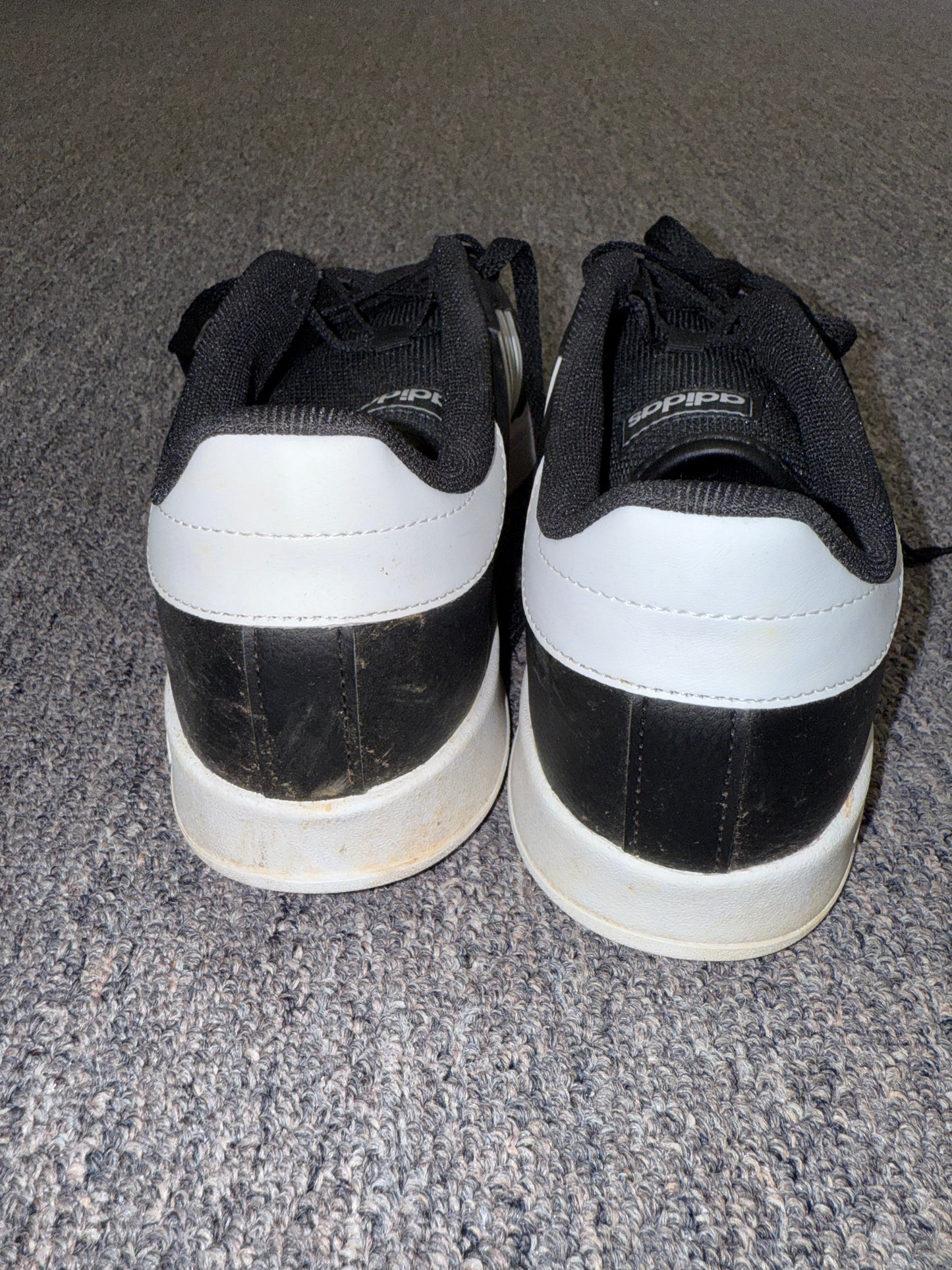 Adidas (11) Black and White Breaknet Casual Sneakers