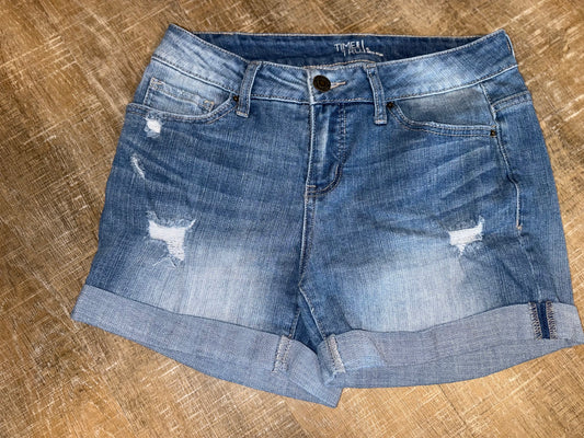Time & Tru (6) Mid Rise Denim Jean Shorts