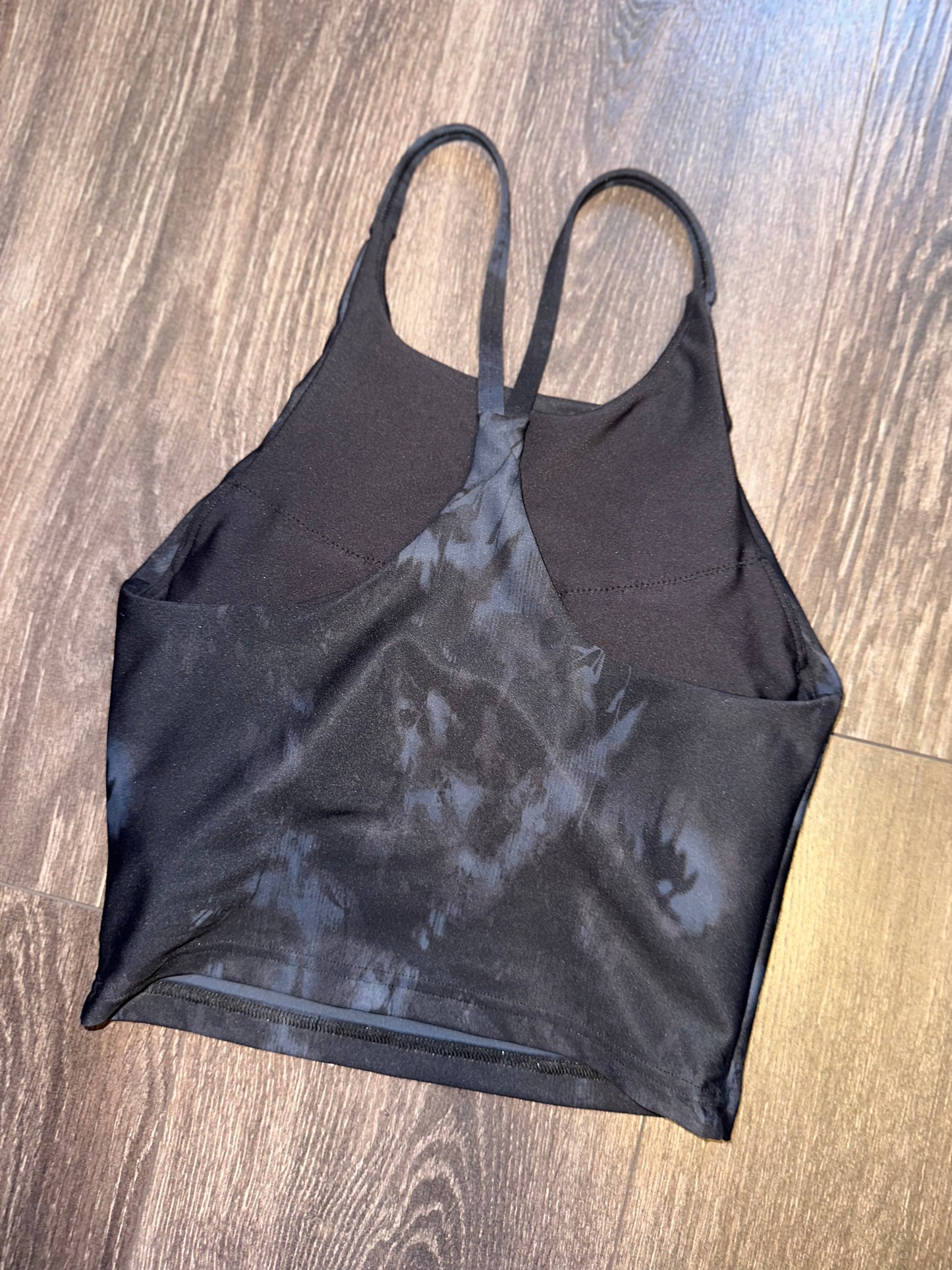 Old Navy Active (XS) Black//Grey Pattern Cropped Tank Top with Built in Bra