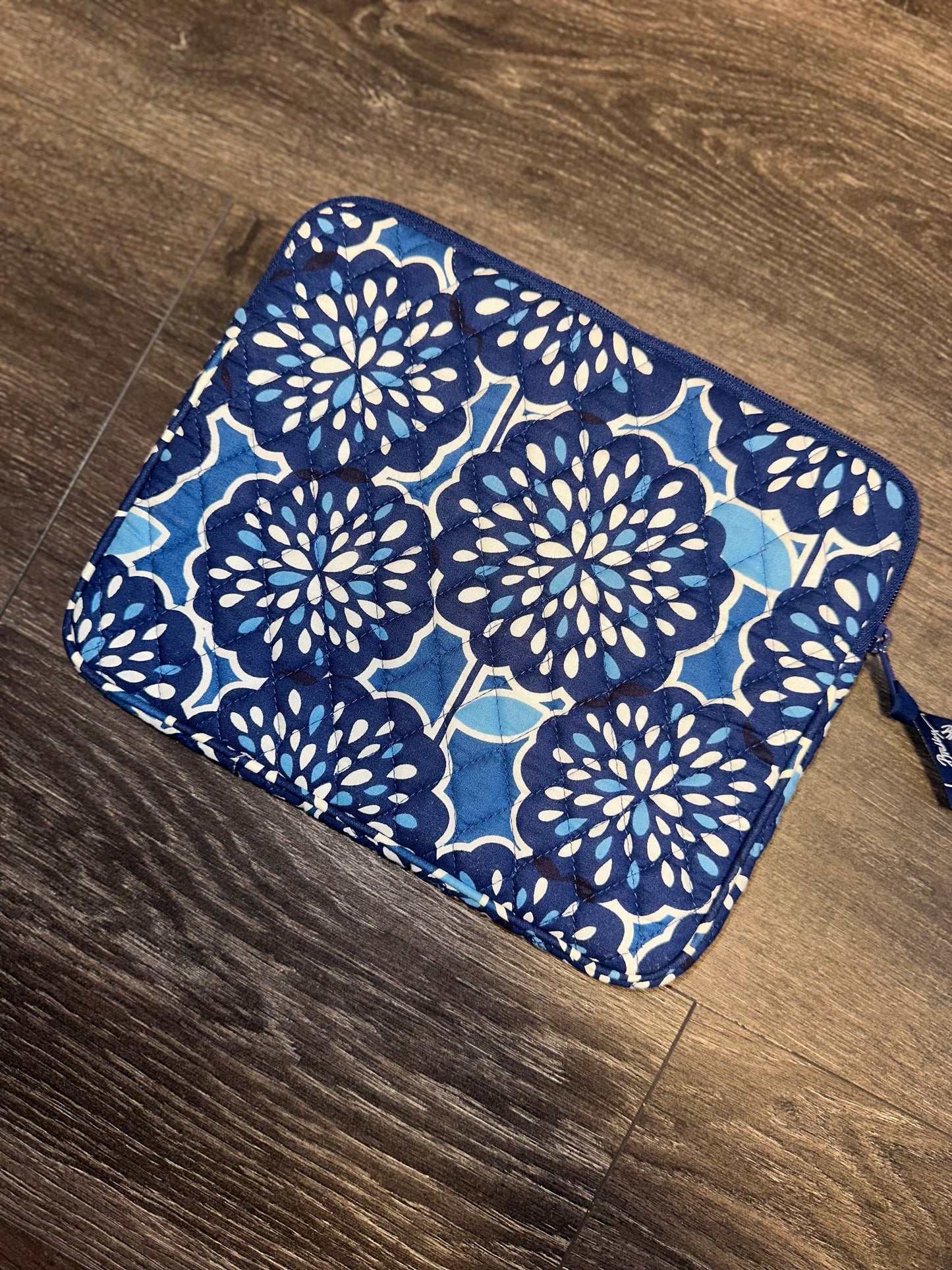 Vera Bradley Blue Floral Padded Zip Up Case