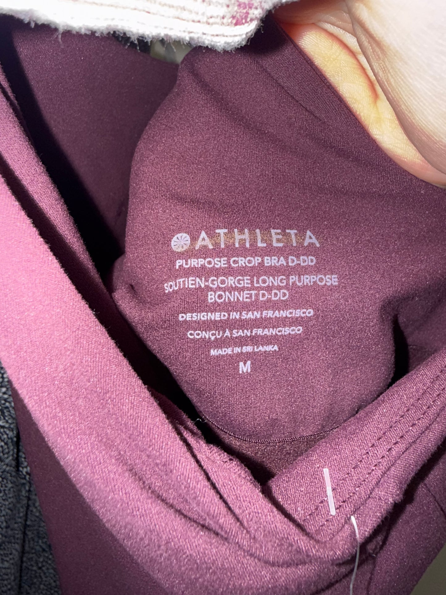 NWT Athleta (Medium) Brand New Maroon Padded Purpose Crop Bra
