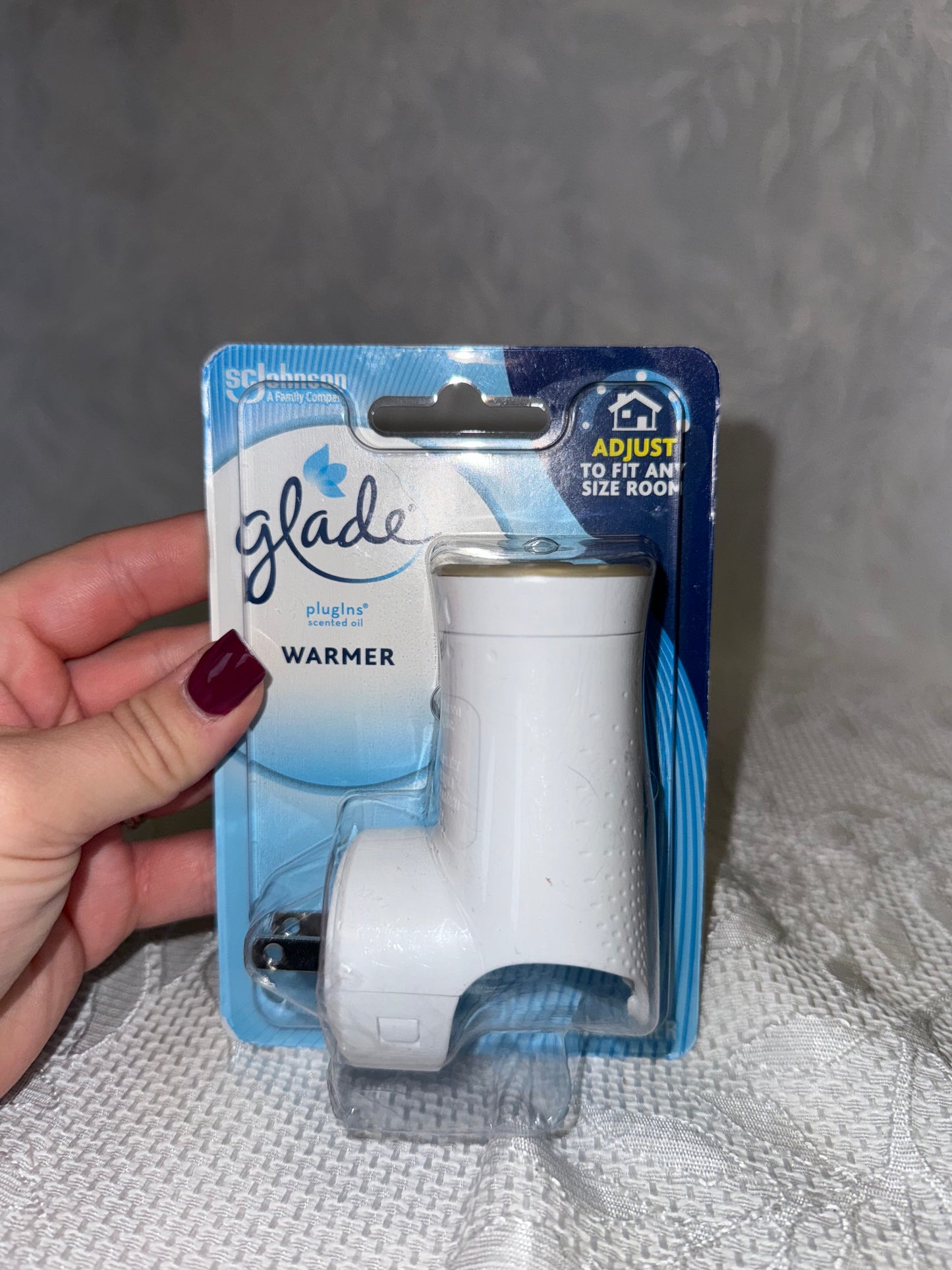 *FREE WITH PURCHASE* Glad Plug In BRAND NEW