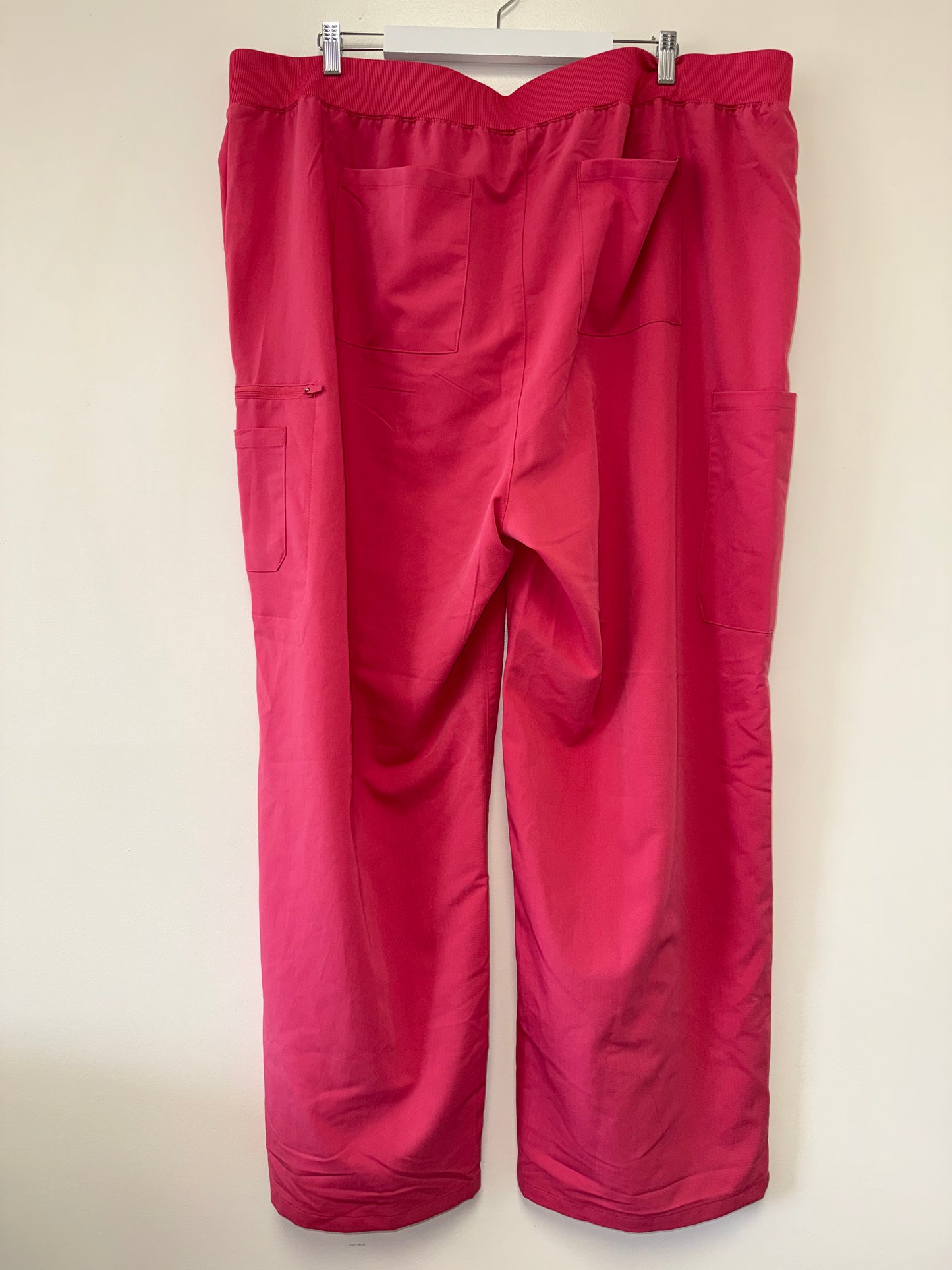 Fabletics (4X) Hot Pink Straight Leg Cargo Pants - Giving Nurse Vibes