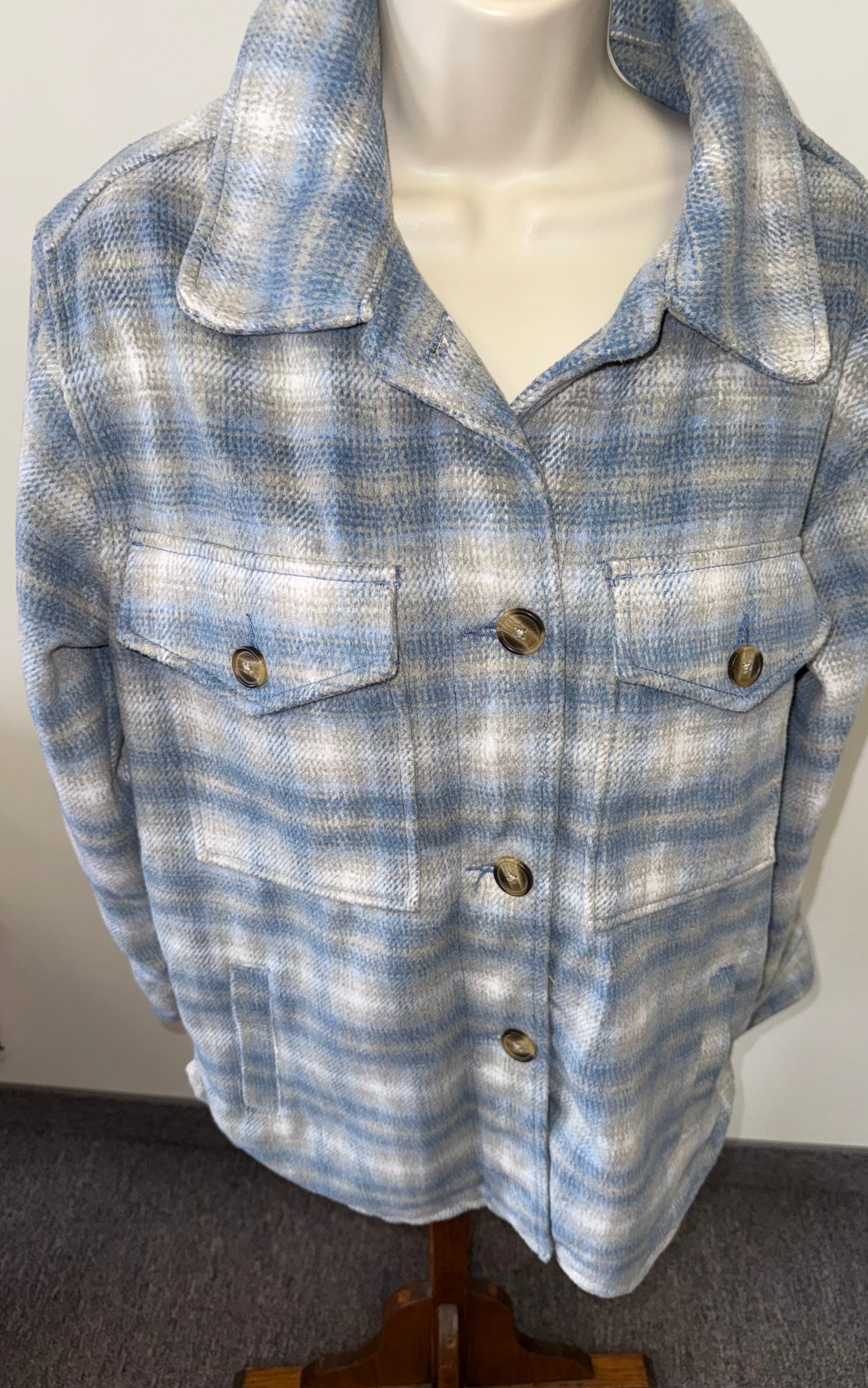 NWT American Eagle (XS) Brand New Blue Plaid Button Up Shacket Coat