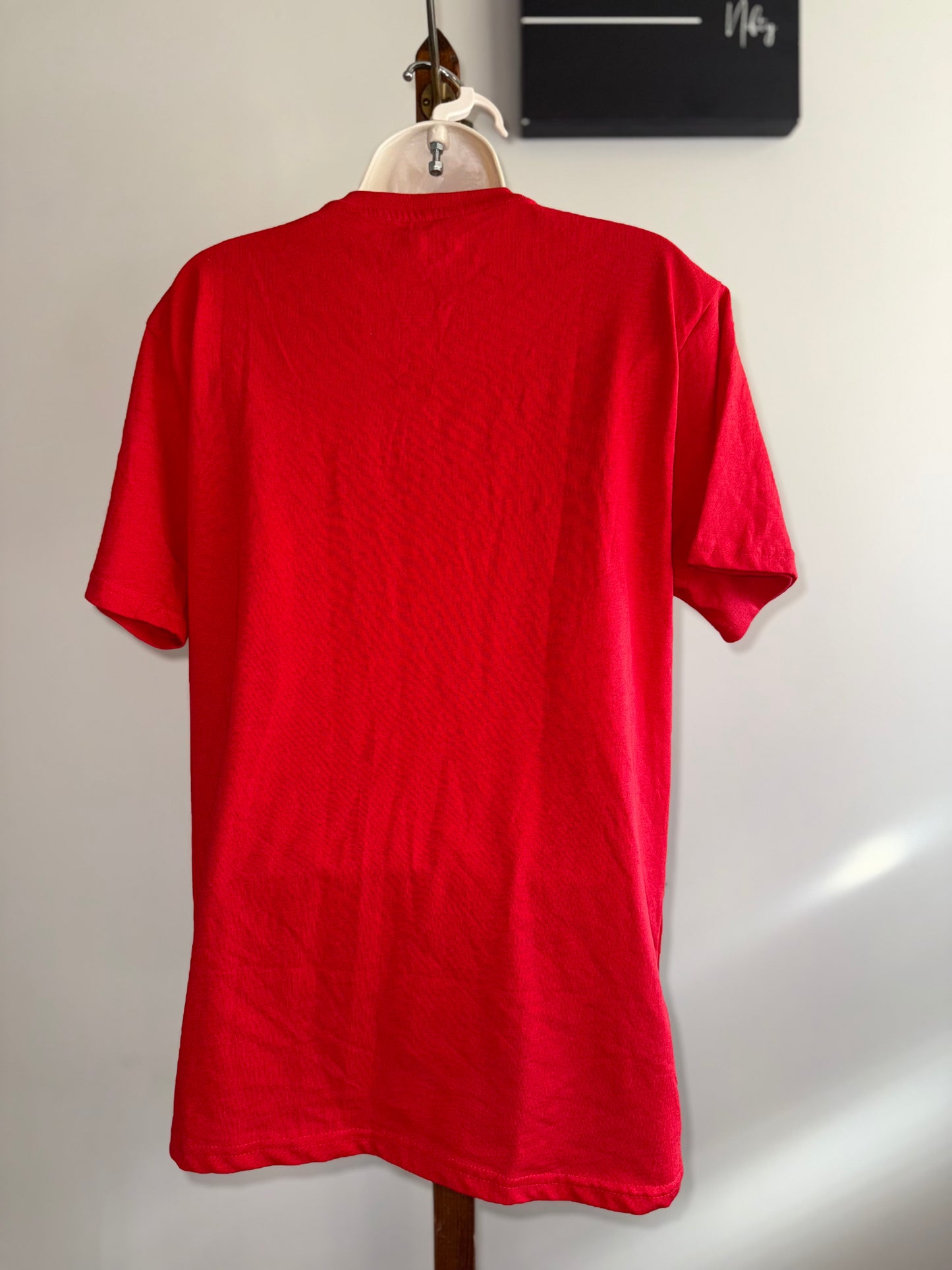 NWT Peanuts (Medium) Brand New Snoopy Valentines Red T-Shirt
