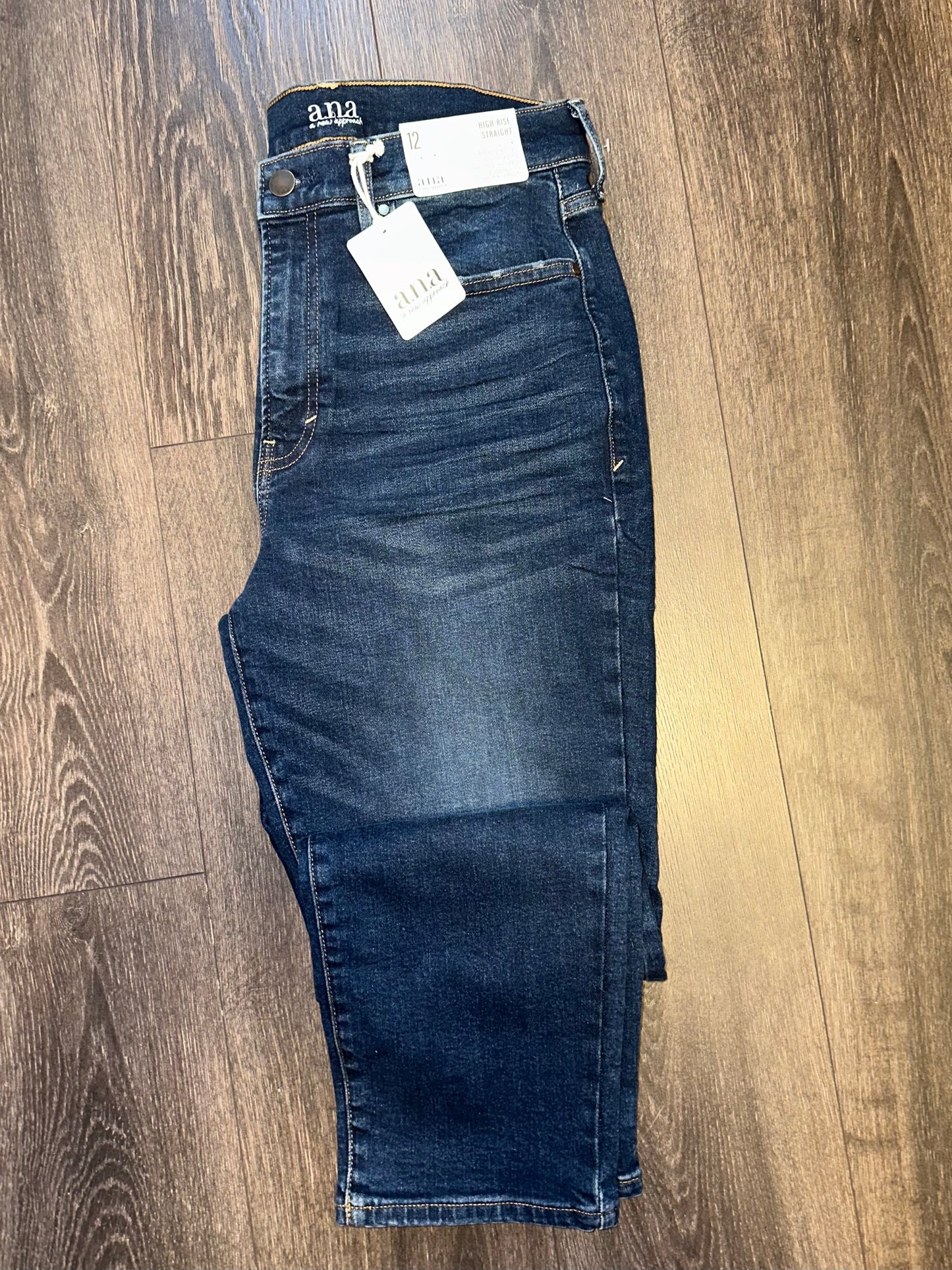 NWT a.n.a  (12) Brand New High Rise Straight Dark Wash Denim Jeans