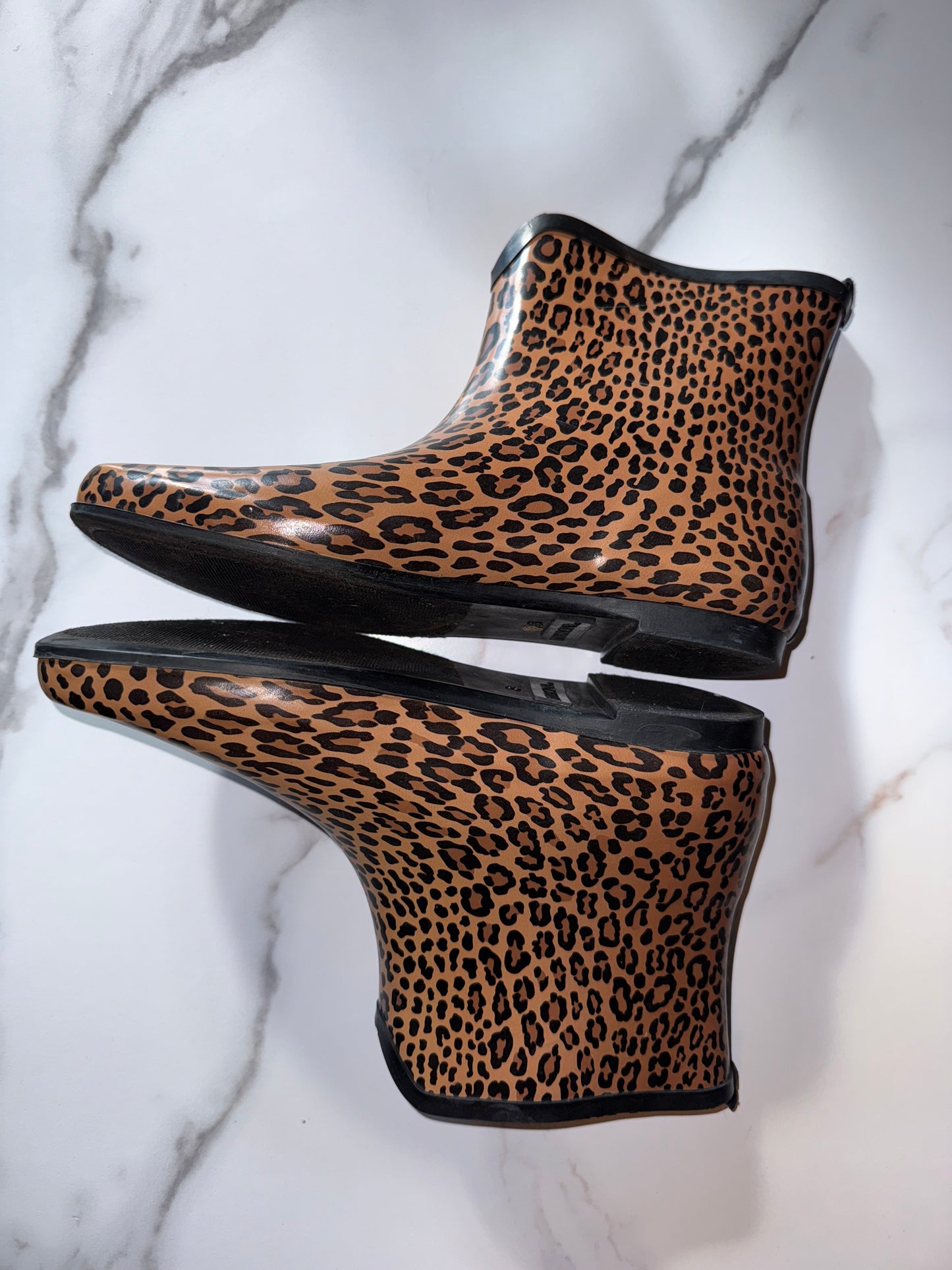 Merona (8) Neutral Cheetah Print Ankle Rain Boots