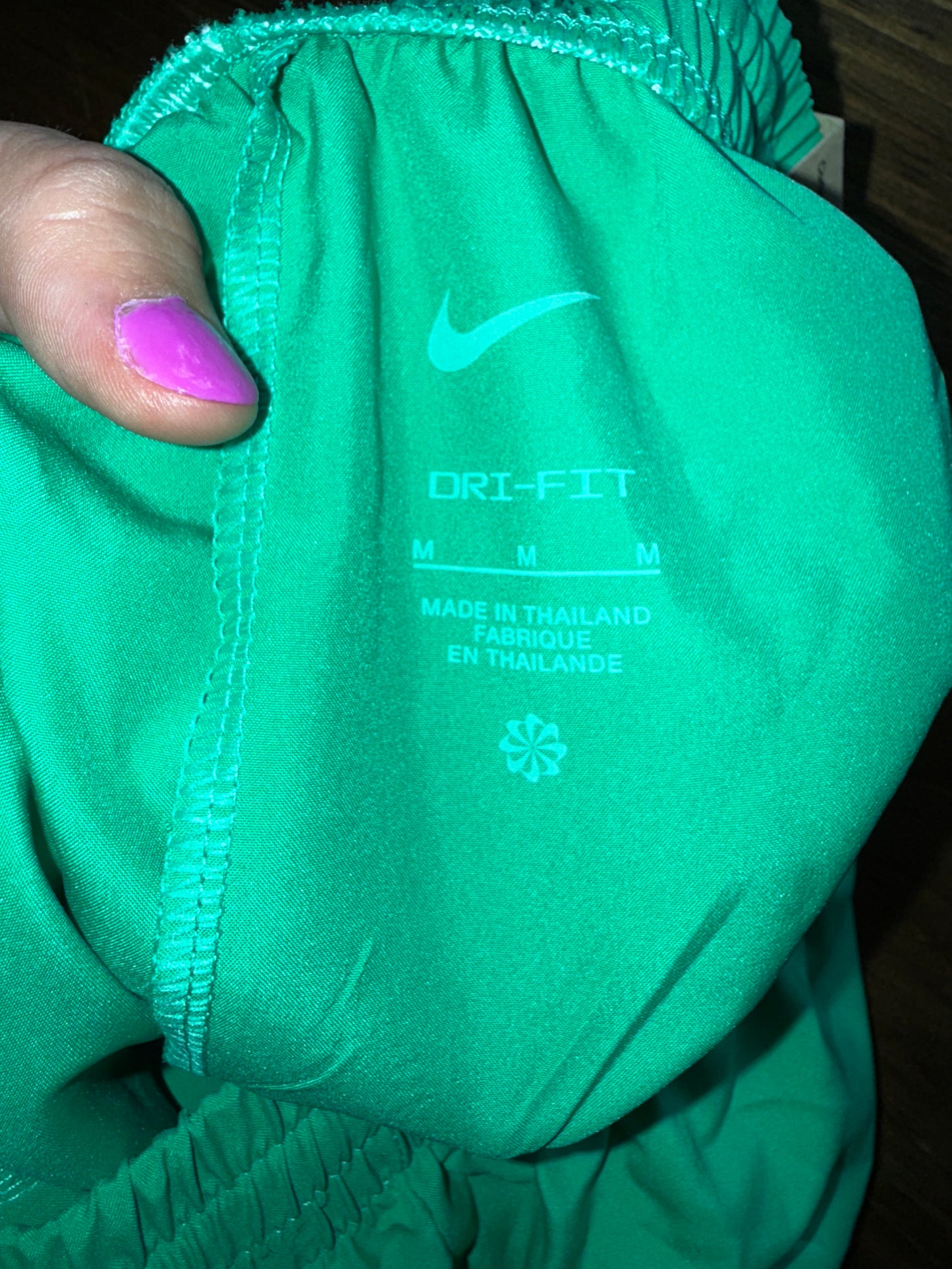 NWT Nike (S/M/L/XL) Brand New Kids Green Dri-Fit Standard Fit Sporty Shorts