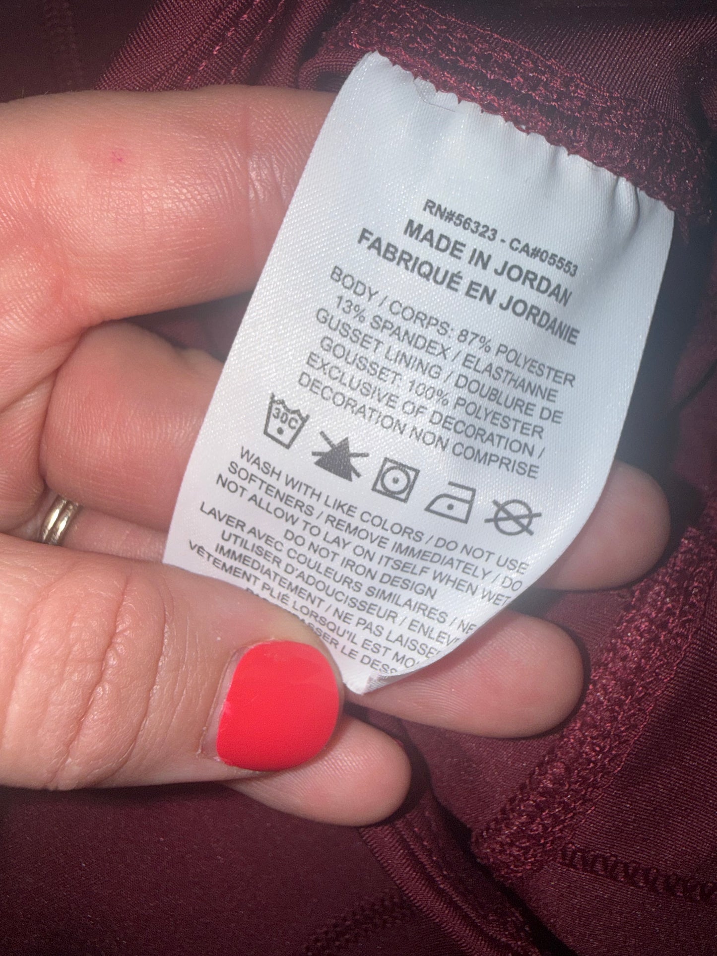 Nike (XS) Maroon Dri-Fit Yoga Leggings with Gold Outline