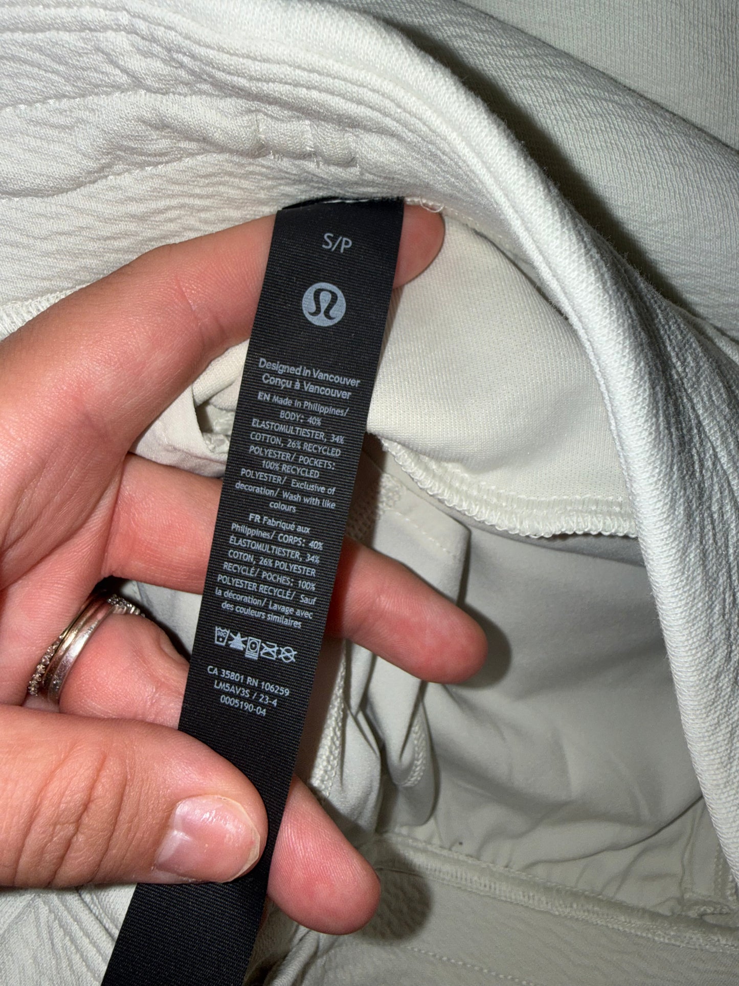 NWT Lululemon (Small) Brand New Cream Textured Spacer Classic-Tapered Joggers