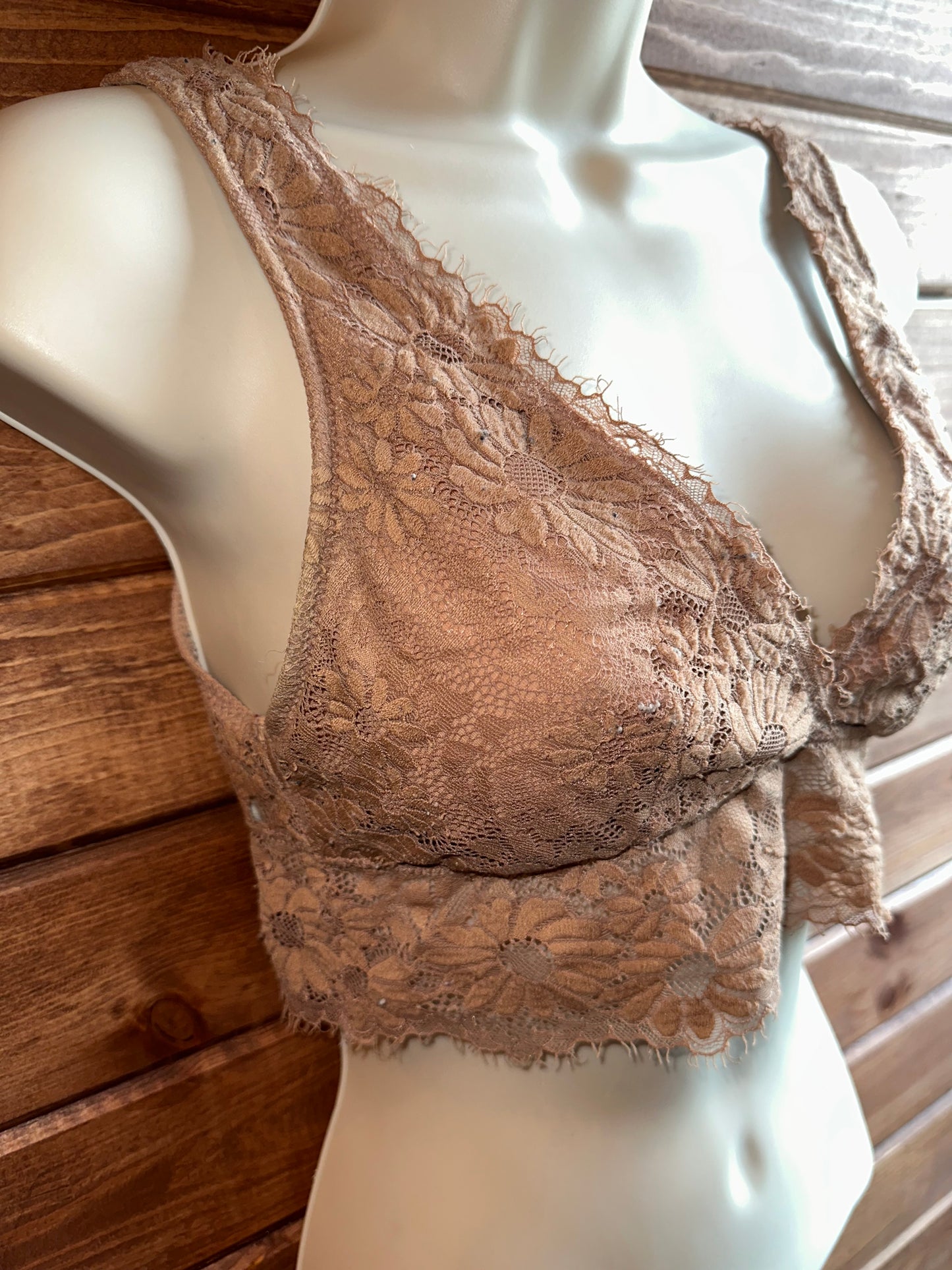 aerie (Small) Tan Lace Bralette