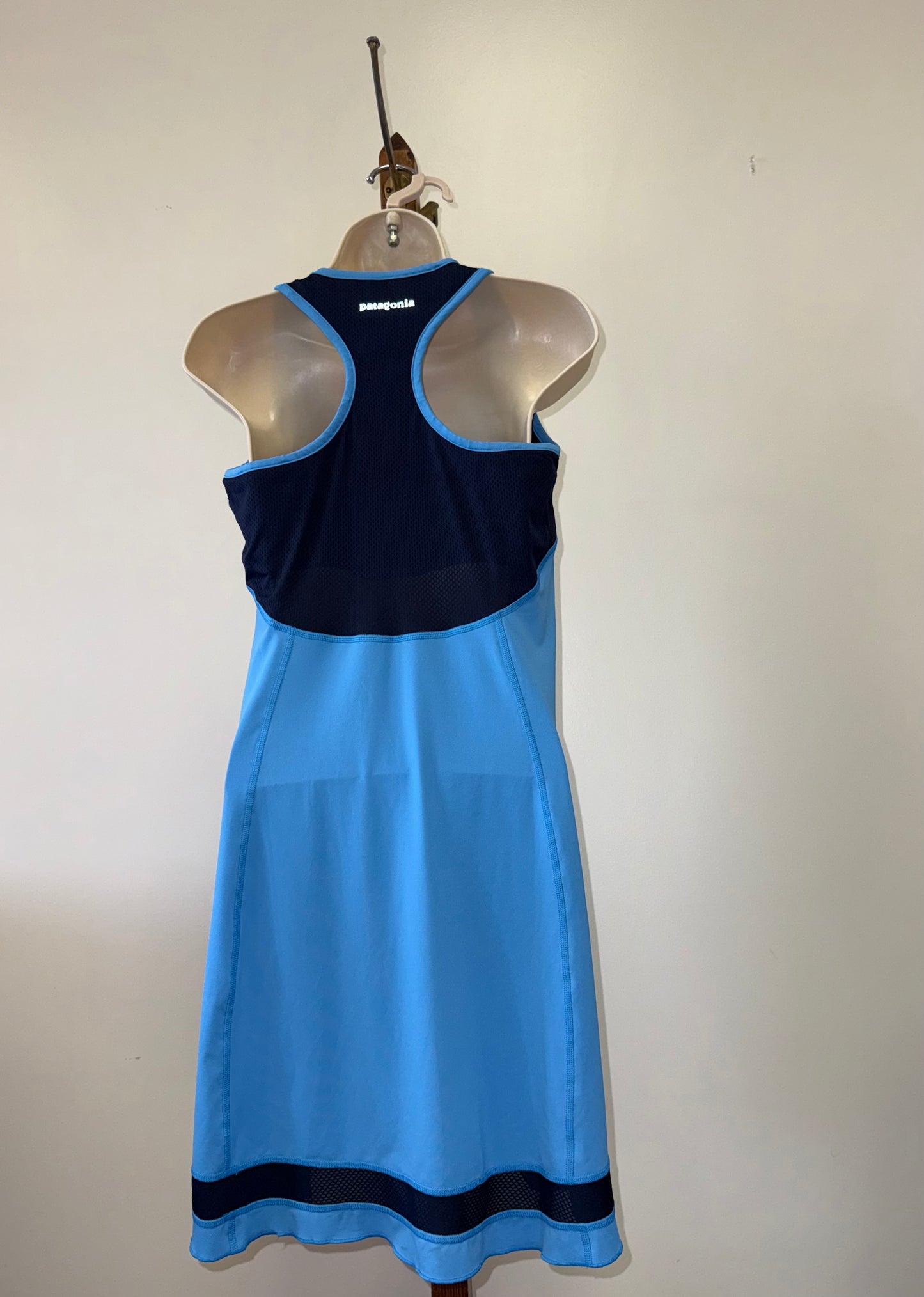 Patagonia (Small) Blue Sporty Padded Midi Dress