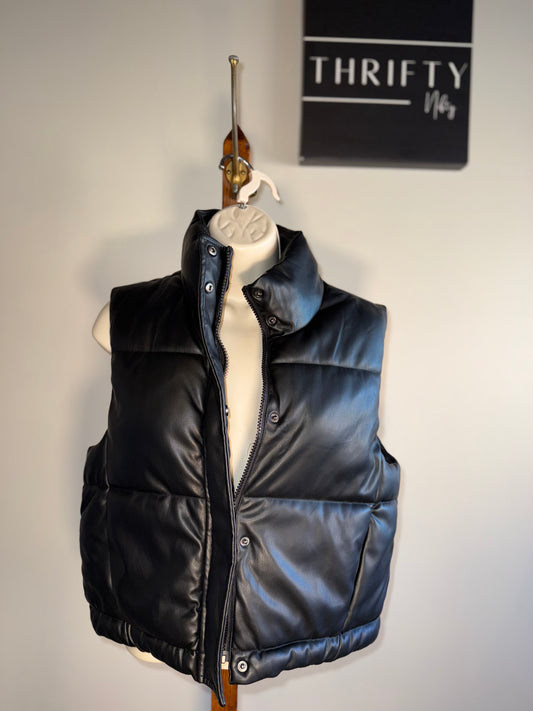 Ci Sono by Cavalini (Medium) Black Faux Leather Cropped Vest
