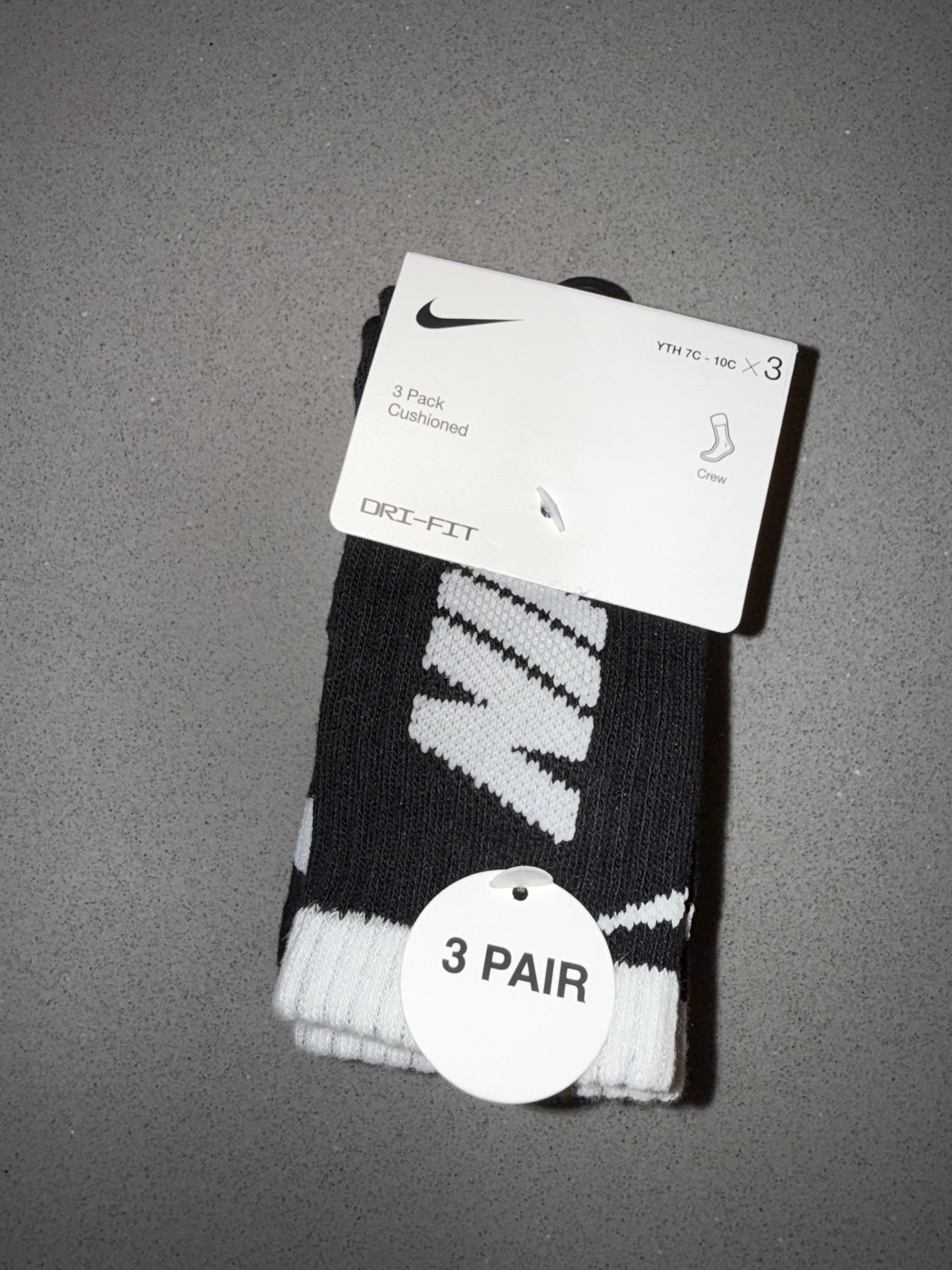 NWT Nike (7c-10c) Brand New Black and White 3 Pack Cushioned Dri Fit Socks