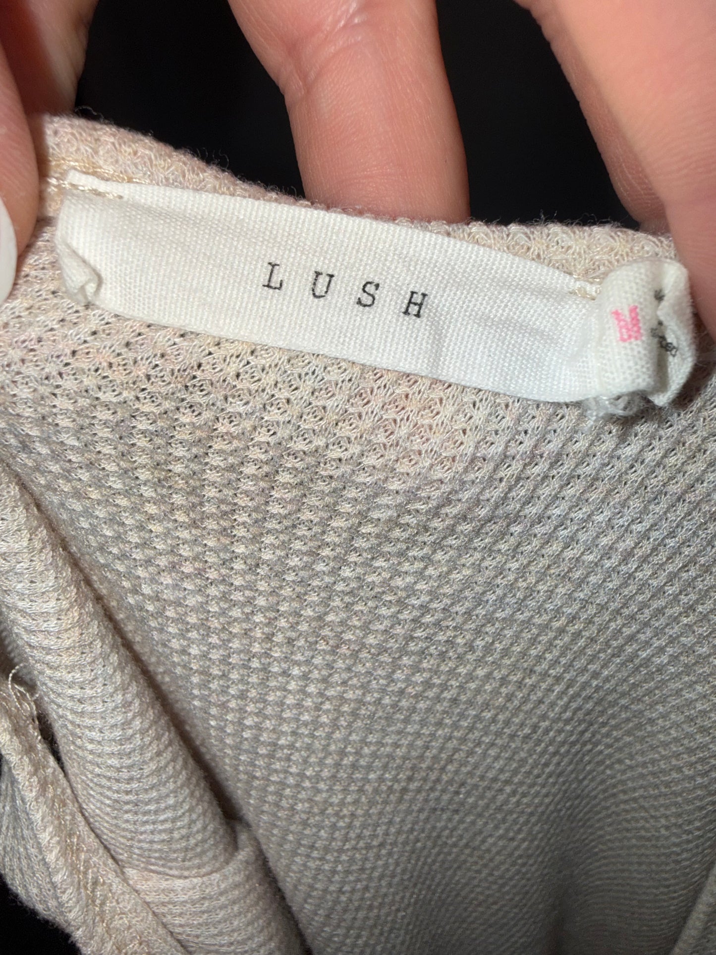 Lush (Medium) Cream Waffle Knit Quarter Button Up Sleeveless Tank Top Blouse