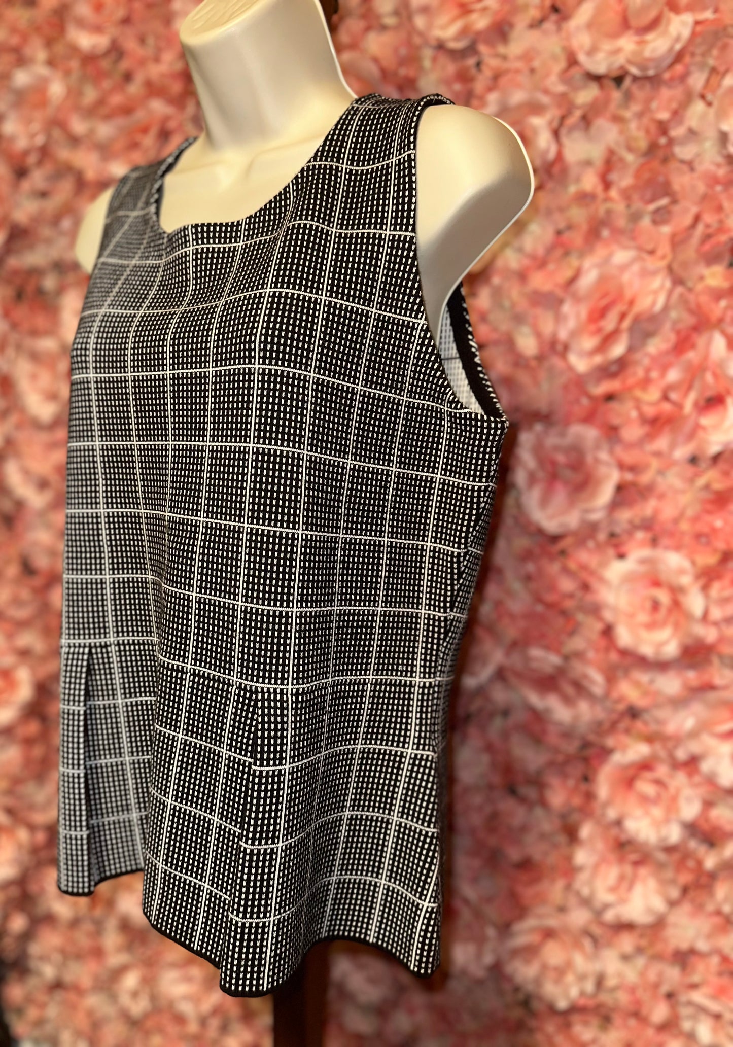 NWT White House Black Market (LP) Brand New Plaid Sleeveless Tank Peplum Blouse