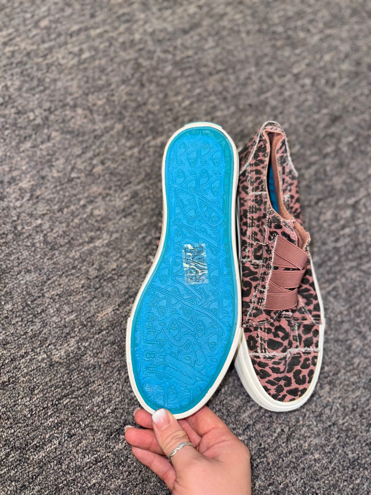 Blowfish (7.5) Pink/Black Cheetah Print Slip On Sneakers with Elastic Straps