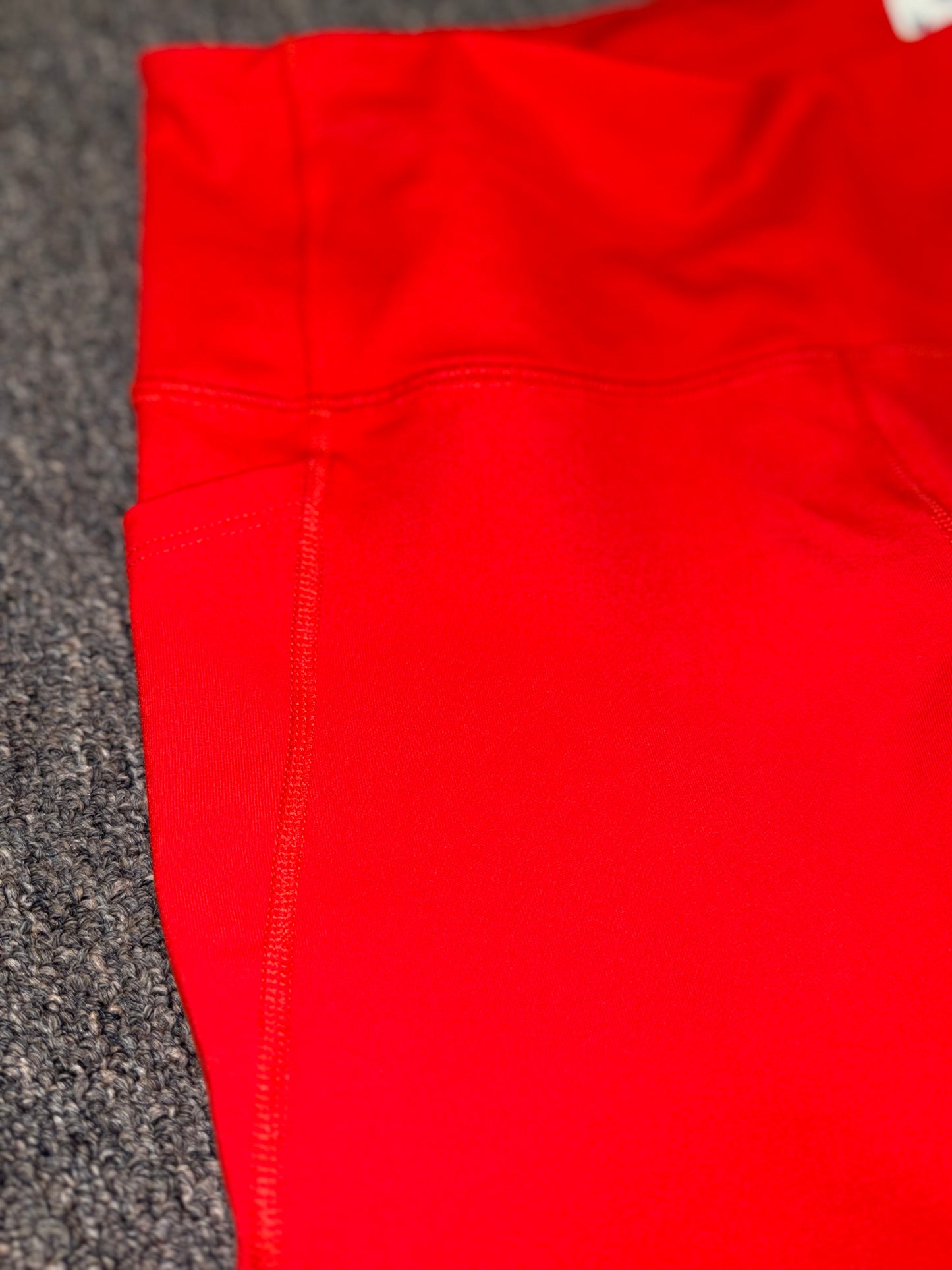 NWT Old Navy Active (Medium) Brand New Orange Elevate Go Dry Leggings w Mesh