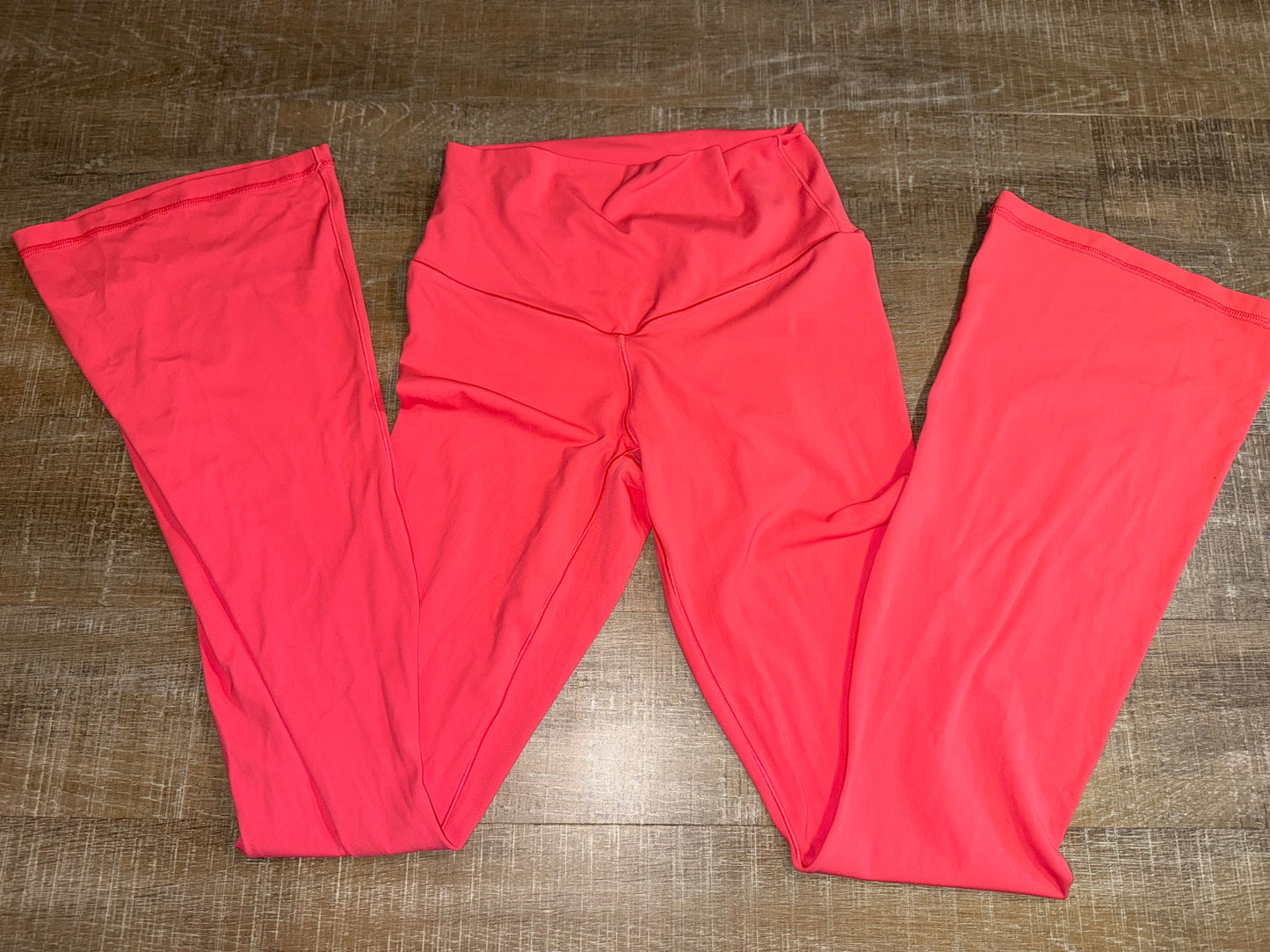 Offline by Aerie (Medium) Pink Real Me Xtra High Rise Bootcut Legging Pants