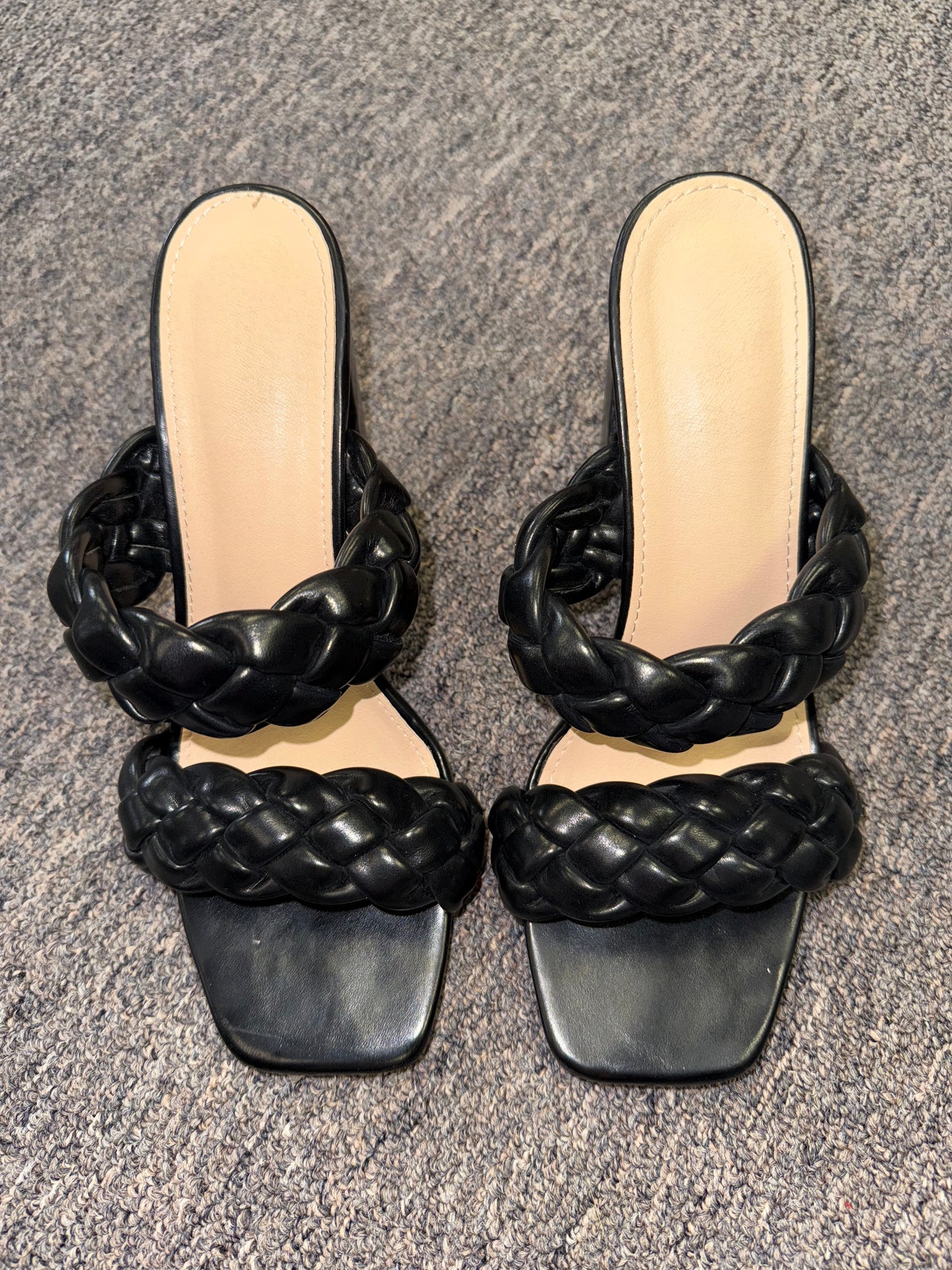 (40) Black Slip On Chunky Heel with Double Knotted Straps