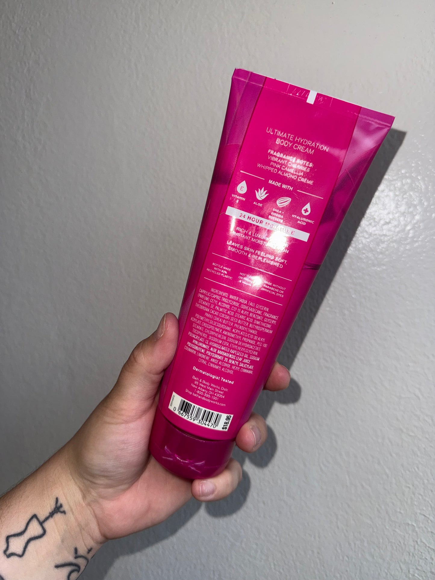 Bath & Body Works (8oz) Perfect in Pink Lotion