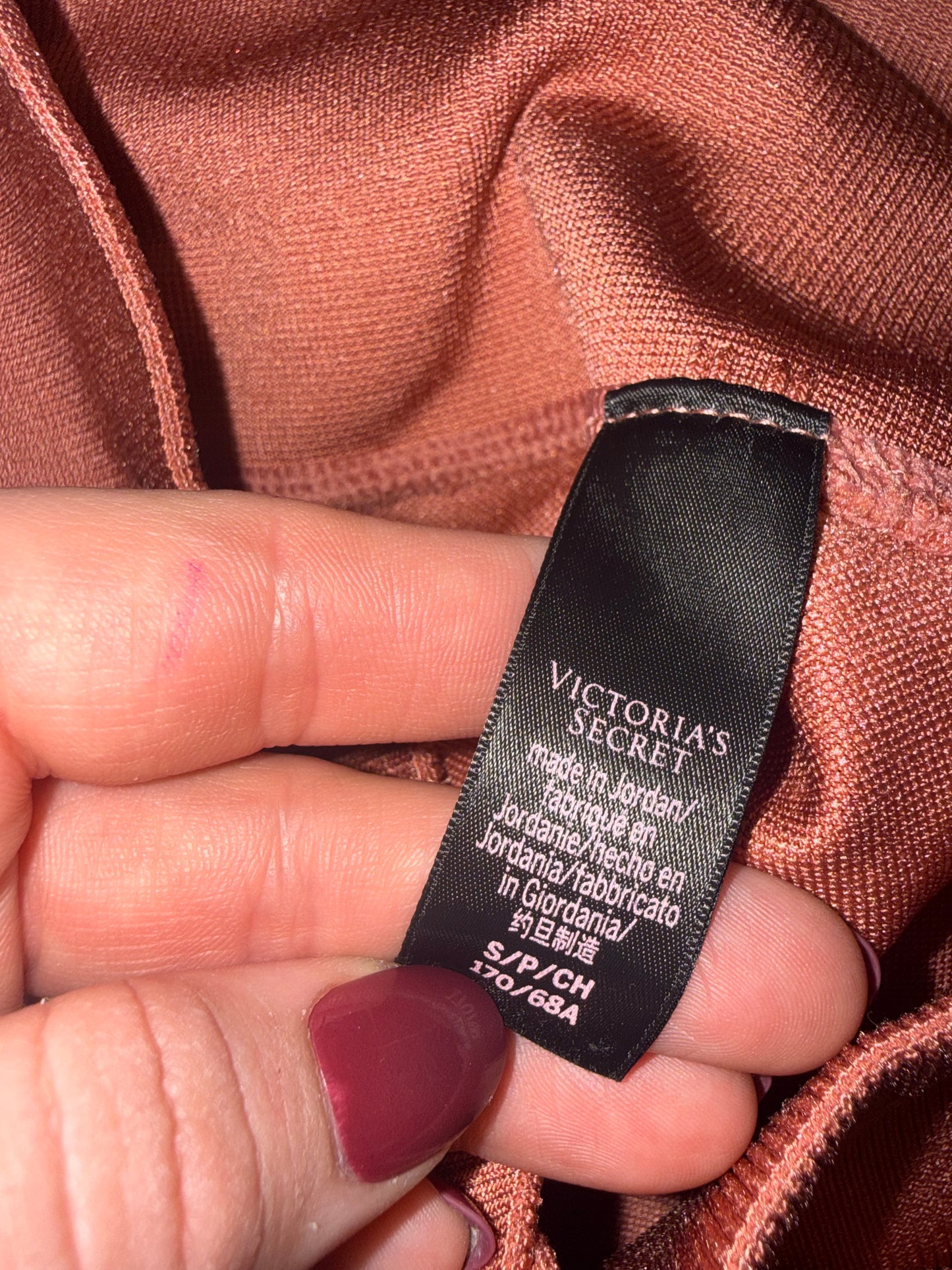 Victoria's Secret (Small) Orange Cropped Seamless Leggings with Cheetah Print