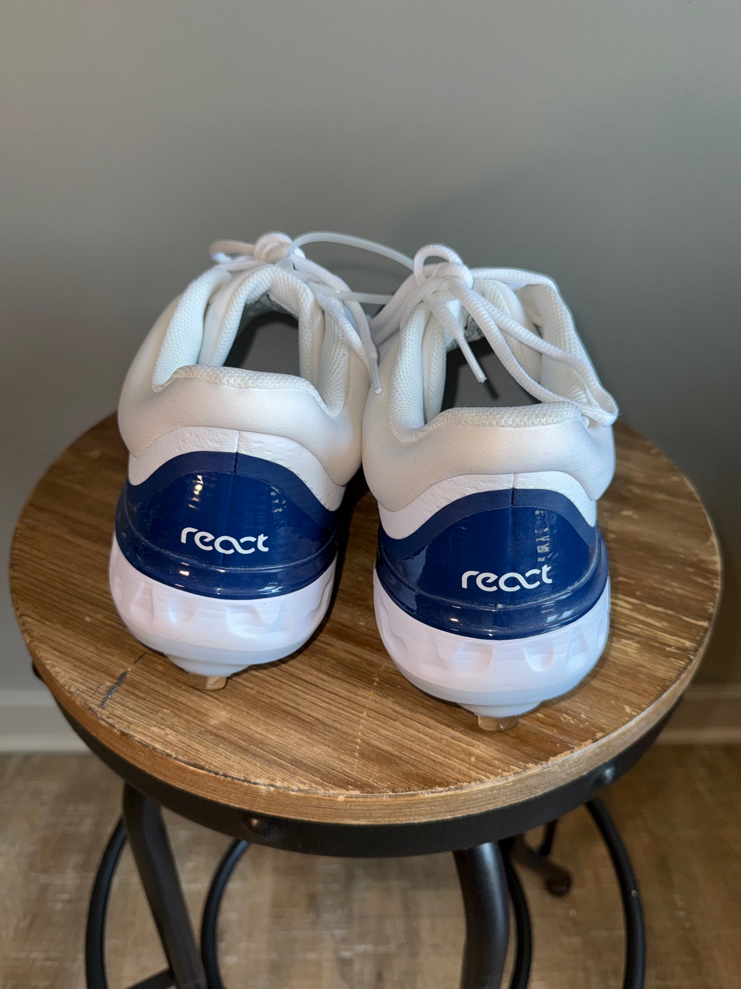Nike (14) Brand New Blue//White Nike React Baseball Cleats
