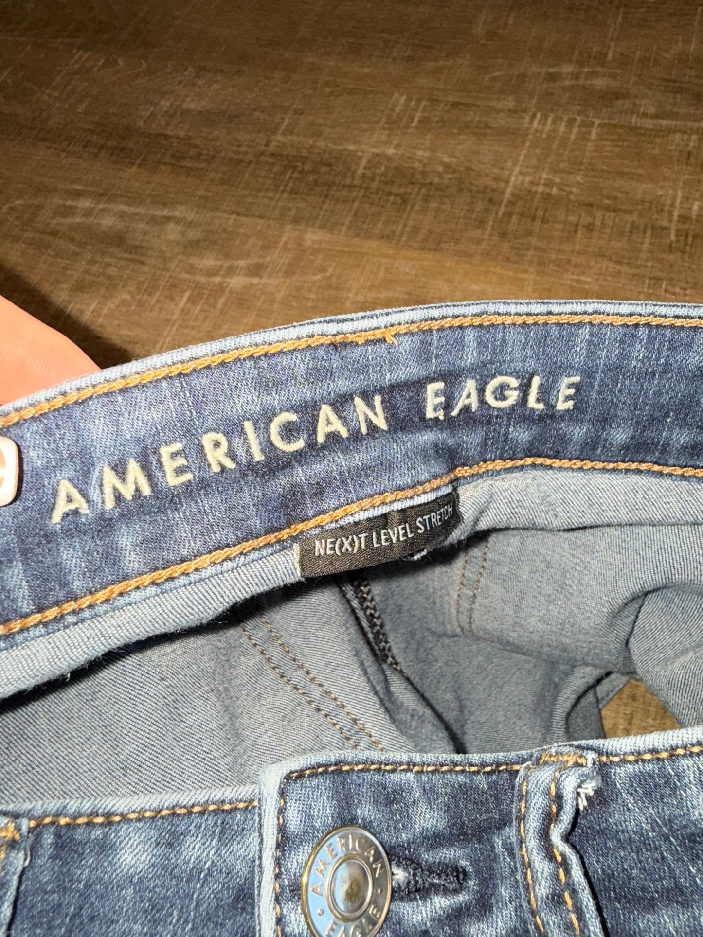 American Eagle (8) Distressed Denim Hi Rise Shortie Jean Shorts with Stretch