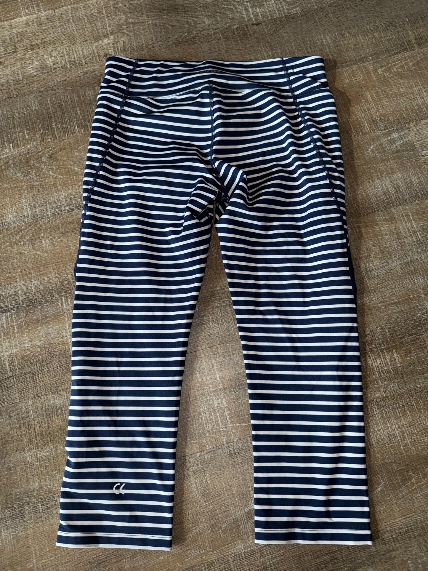 Calvin Klein Performance (Medium) Navy Blue//White Striped Wick Capris Leggings