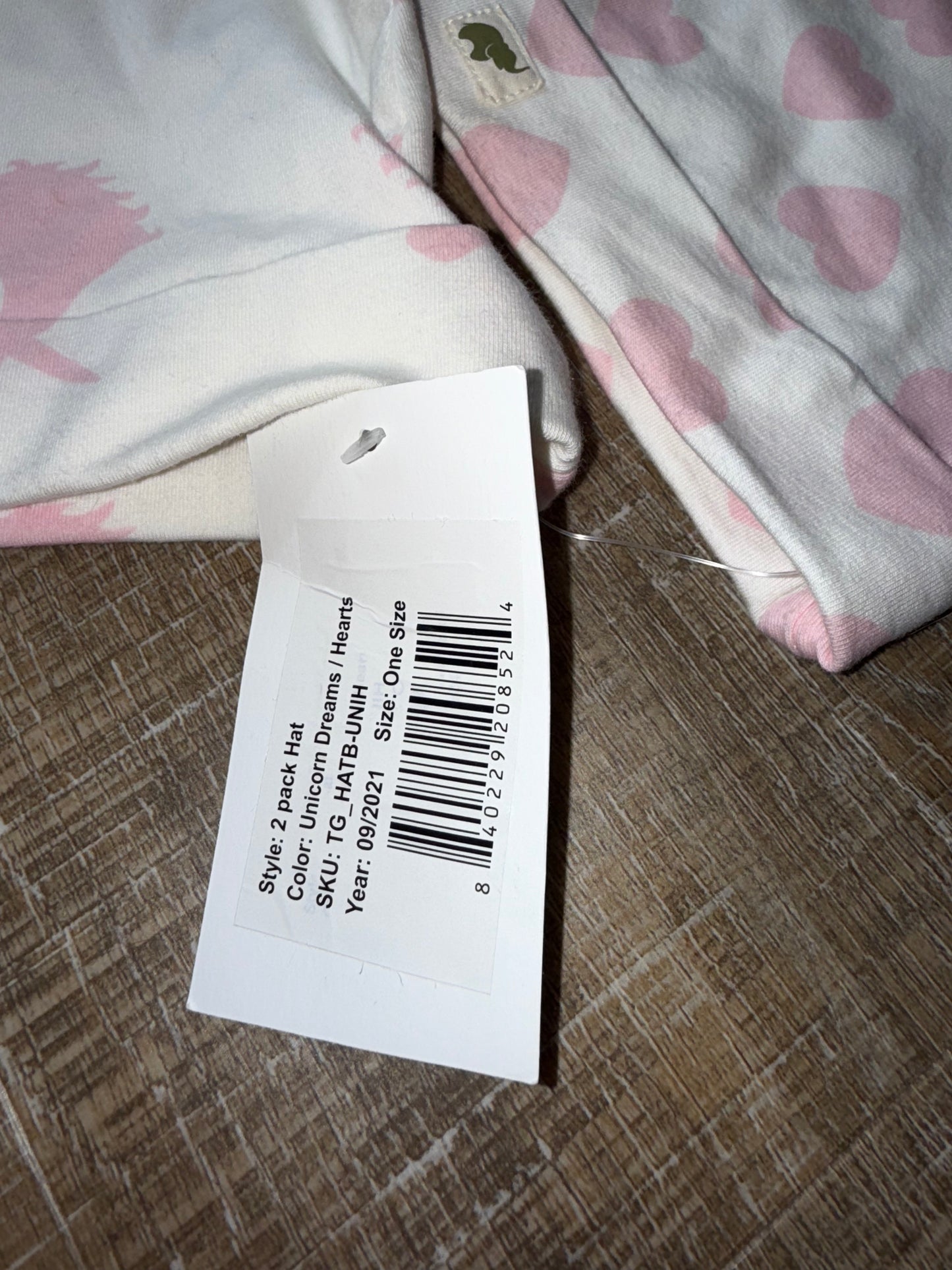 Layette by Monica + Andy (OS) Brand New Unicorn and Heart Pattern Baby Hats