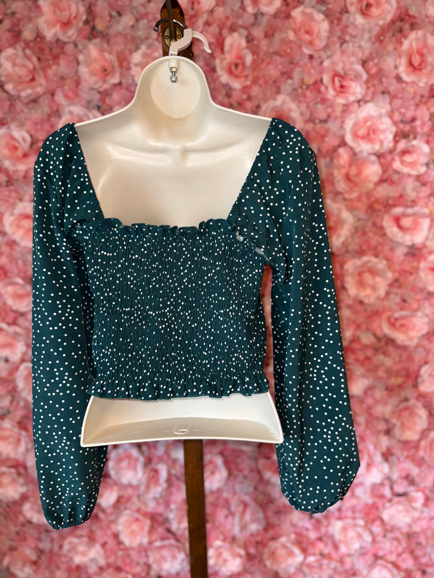 SHEIN (Large) Green and White Pattern Stretchy Cropped Blouse