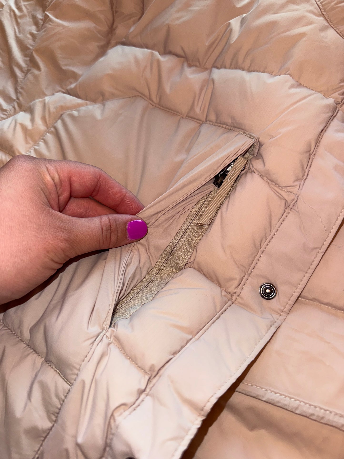 NWT Obermeyer (Large) Brand New Cream Button/Zip Coat