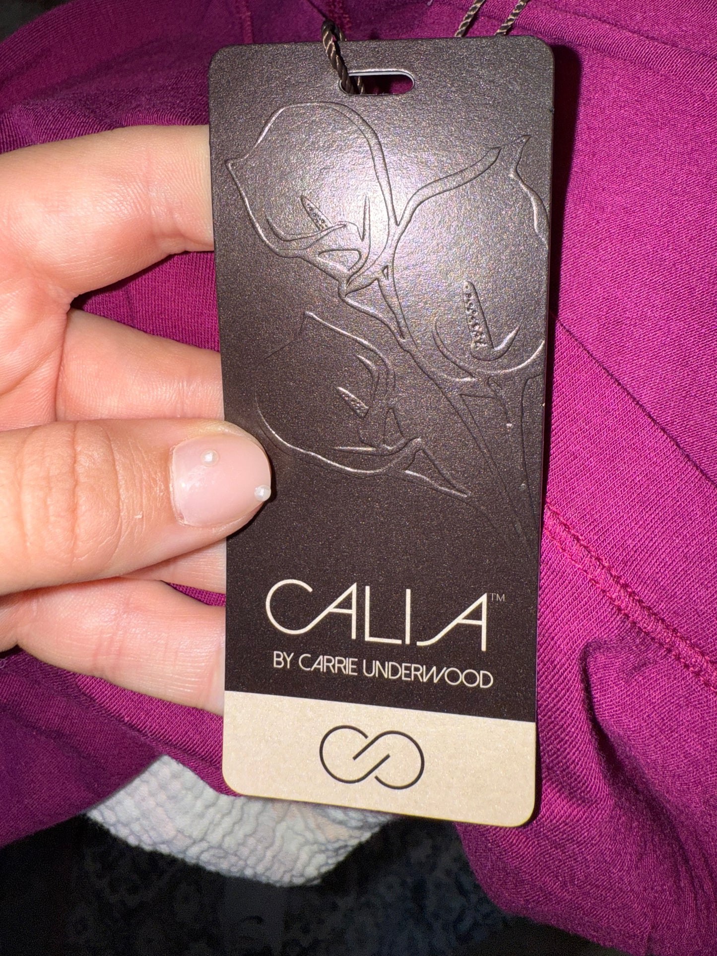 NWT CALIA by Carrie Underwood (M) Brand New Purple Essentials Long Sleeve Tee