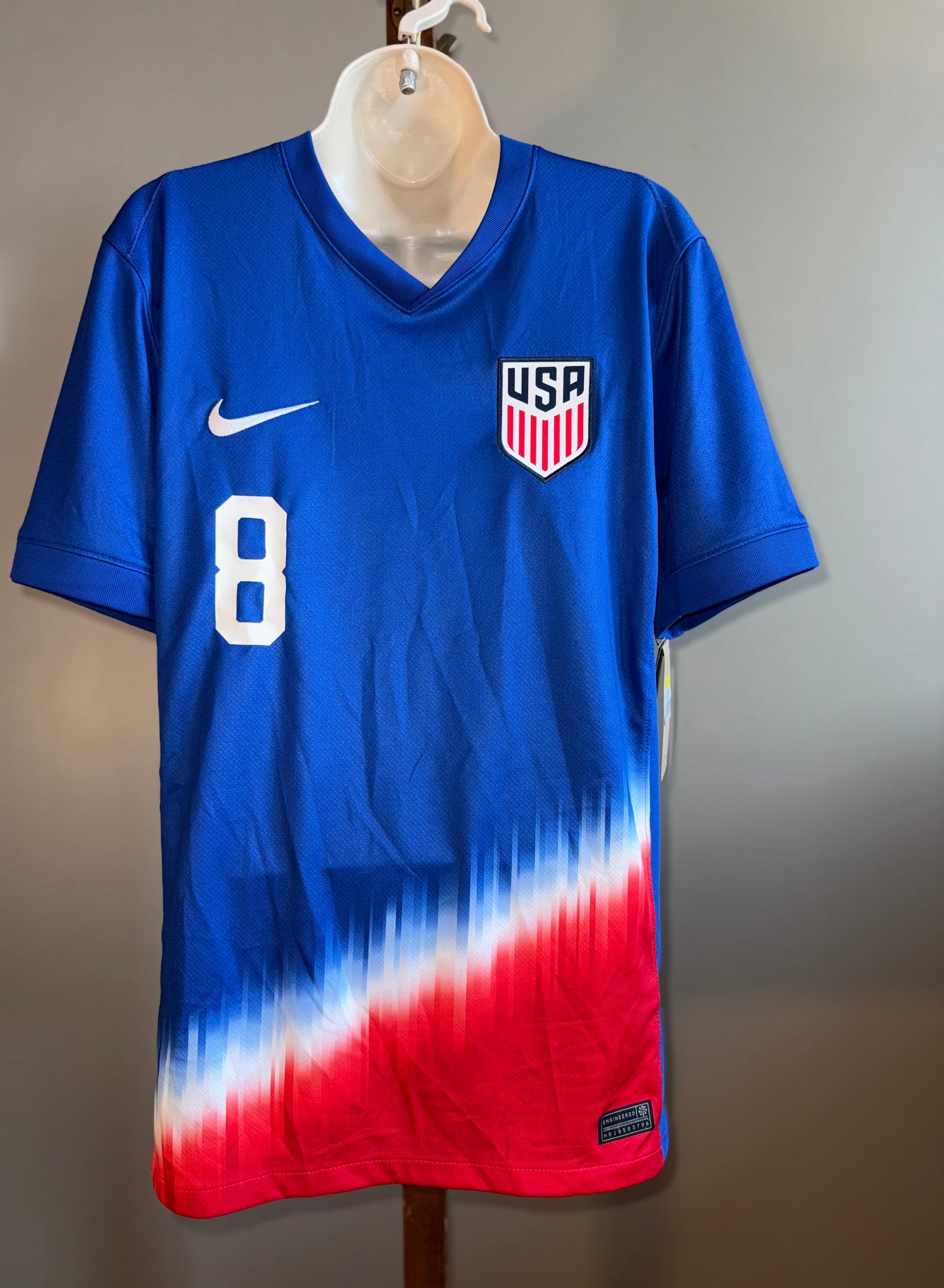 NWT Nike (Small) Brand New USA McKennie #8 Jersey